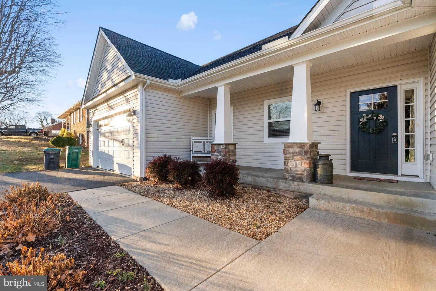 135 LAFAYETTE AVE, BOWLING GREEN, Virginia 22427, 3 Bedrooms Bedrooms, 5 Rooms Rooms,2 BathroomsBathrooms,Residential,For sale,135 LAFAYETTE AVE,VACV2009310 MLS # VACV2009310