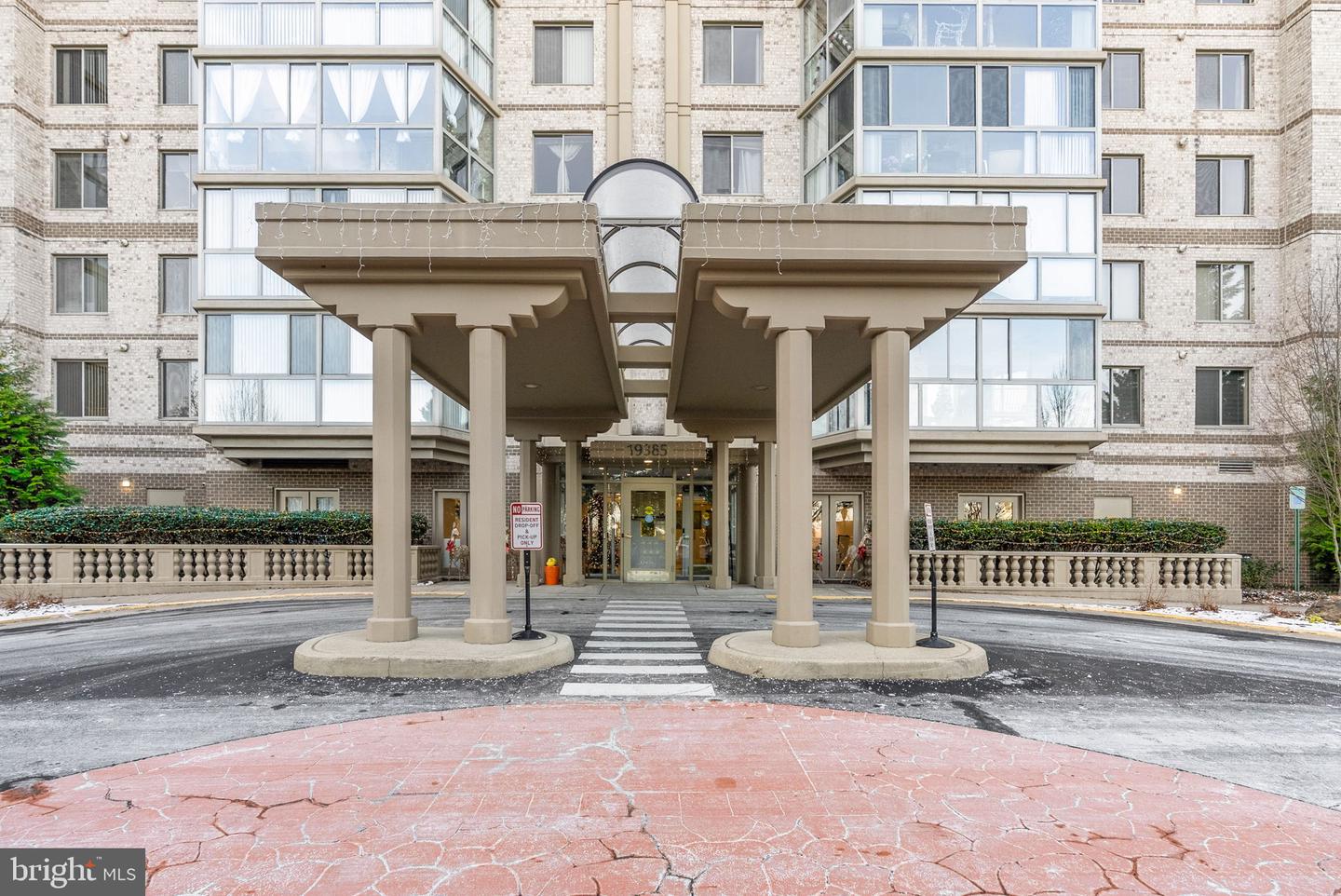 19385 CYPRESS RIDGE TER #821, LEESBURG, Virginia 20176, 2 Bedrooms Bedrooms, ,2 BathroomsBathrooms,Residential,For sale,19385 CYPRESS RIDGE TER #821,VALO2113044 MLS # VALO2113044 19385 CYPRESS RIDGE TER #821, LEESBURG, Virginia 20176, 2 Bedrooms Bedrooms, ,2 BathroomsBathrooms,Residential,For sale,19385 CYPRESS RIDGE TER #821,VALO2113044 MLS # VALO2113044