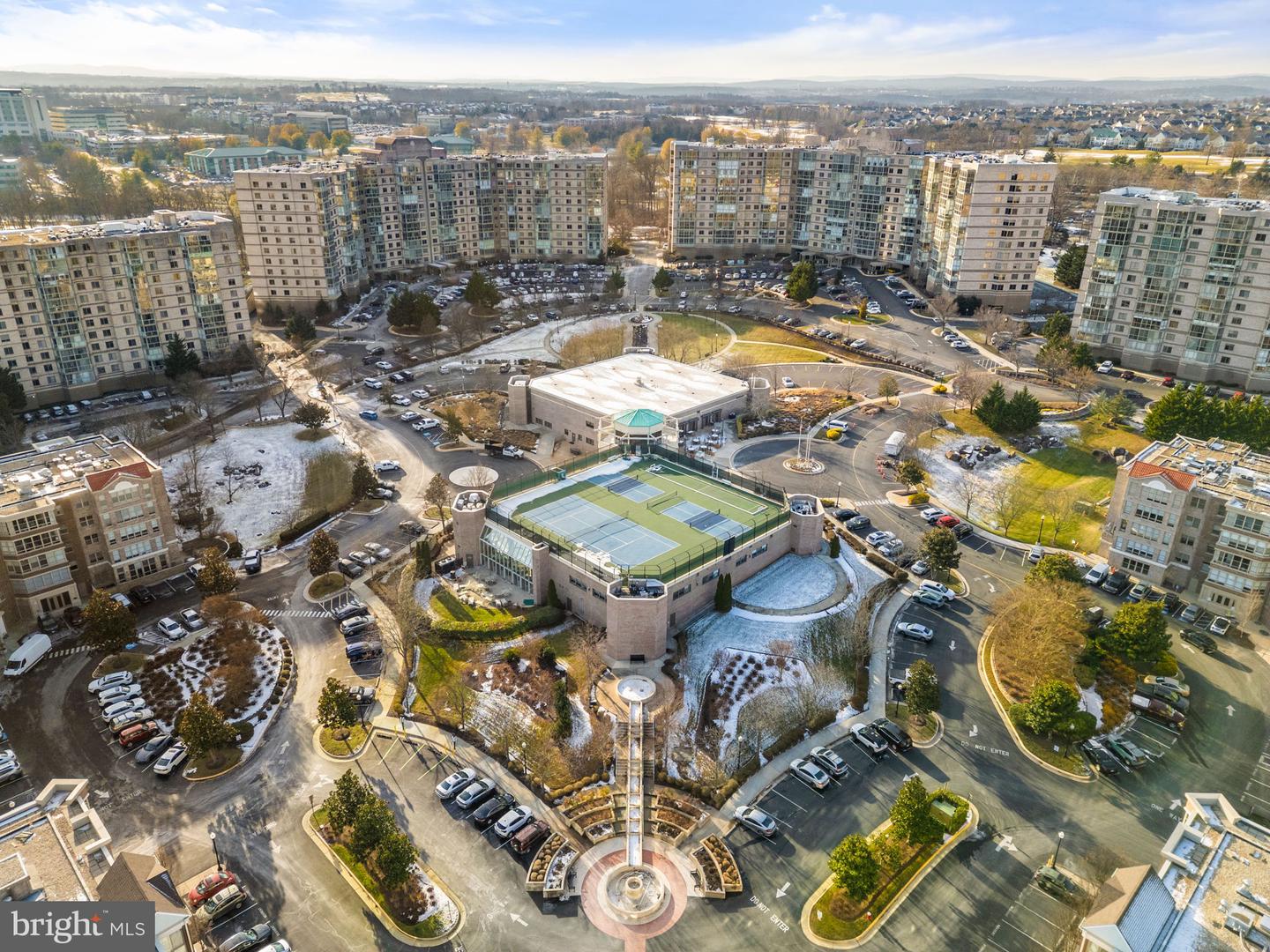 19385 CYPRESS RIDGE TER #821, LEESBURG, Virginia 20176, 2 Bedrooms Bedrooms, ,2 BathroomsBathrooms,Residential,For sale,19385 CYPRESS RIDGE TER #821,VALO2113044 MLS # VALO2113044 19385 CYPRESS RIDGE TER #821, LEESBURG, Virginia 20176, 2 Bedrooms Bedrooms, ,2 BathroomsBathrooms,Residential,For sale,19385 CYPRESS RIDGE TER #821,VALO2113044 MLS # VALO2113044