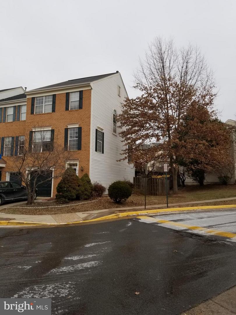 14200 BEDDINGFIELD WAY, CENTREVILLE, Virginia 20121, 3 Bedrooms Bedrooms, ,2 BathroomsBathrooms,Residential,For sale,14200 BEDDINGFIELD WAY,VAFX2283482 MLS # VAFX2283482 14200 BEDDINGFIELD WAY, CENTREVILLE, Virginia 20121, 3 Bedrooms Bedrooms, ,2 BathroomsBathrooms,Residential,For sale,14200 BEDDINGFIELD WAY,VAFX2283482 MLS # VAFX2283482