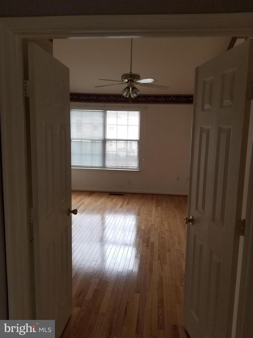 14200 BEDDINGFIELD WAY, CENTREVILLE, Virginia 20121, 3 Bedrooms Bedrooms, ,2 BathroomsBathrooms,Residential,For sale,14200 BEDDINGFIELD WAY,VAFX2283482 MLS # VAFX2283482 14200 BEDDINGFIELD WAY, CENTREVILLE, Virginia 20121, 3 Bedrooms Bedrooms, ,2 BathroomsBathrooms,Residential,For sale,14200 BEDDINGFIELD WAY,VAFX2283482 MLS # VAFX2283482