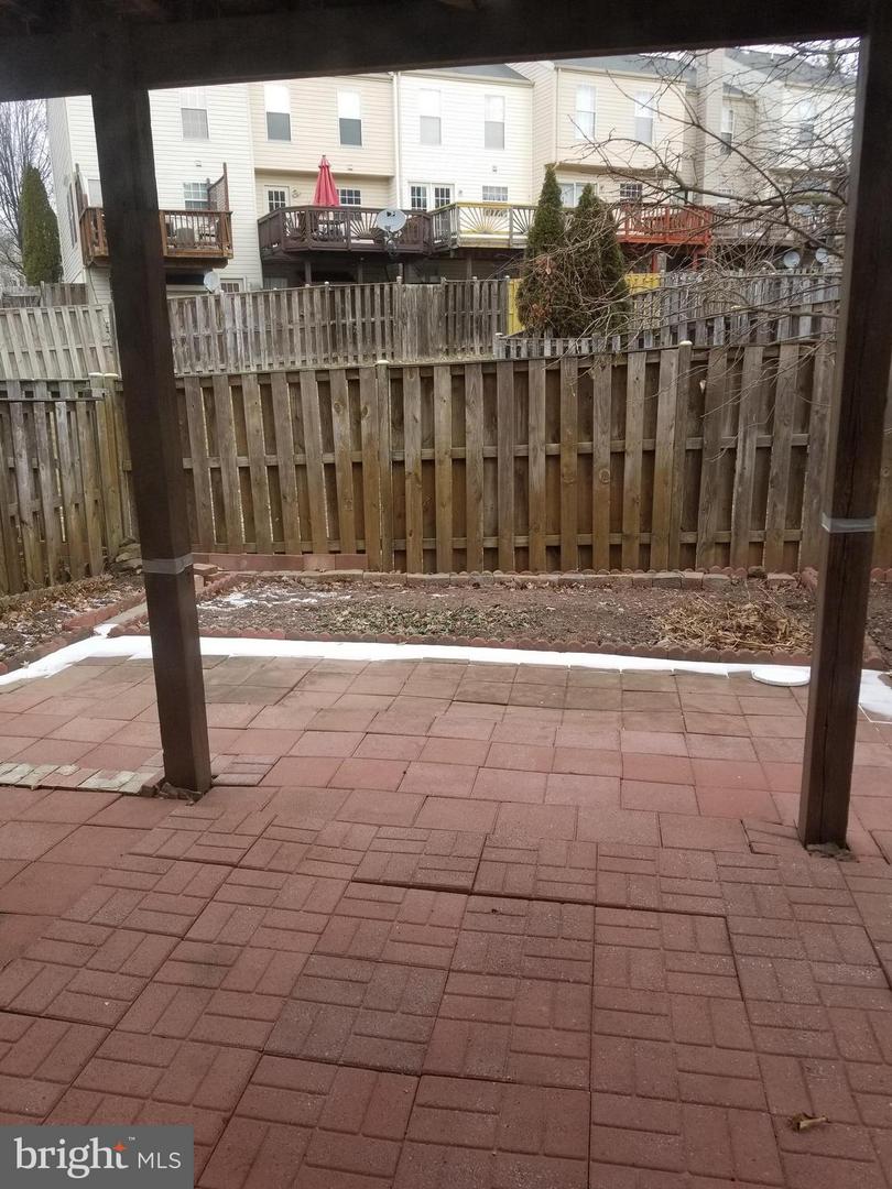 14200 BEDDINGFIELD WAY, CENTREVILLE, Virginia 20121, 3 Bedrooms Bedrooms, ,2 BathroomsBathrooms,Residential,For sale,14200 BEDDINGFIELD WAY,VAFX2283482 MLS # VAFX2283482 14200 BEDDINGFIELD WAY, CENTREVILLE, Virginia 20121, 3 Bedrooms Bedrooms, ,2 BathroomsBathrooms,Residential,For sale,14200 BEDDINGFIELD WAY,VAFX2283482 MLS # VAFX2283482