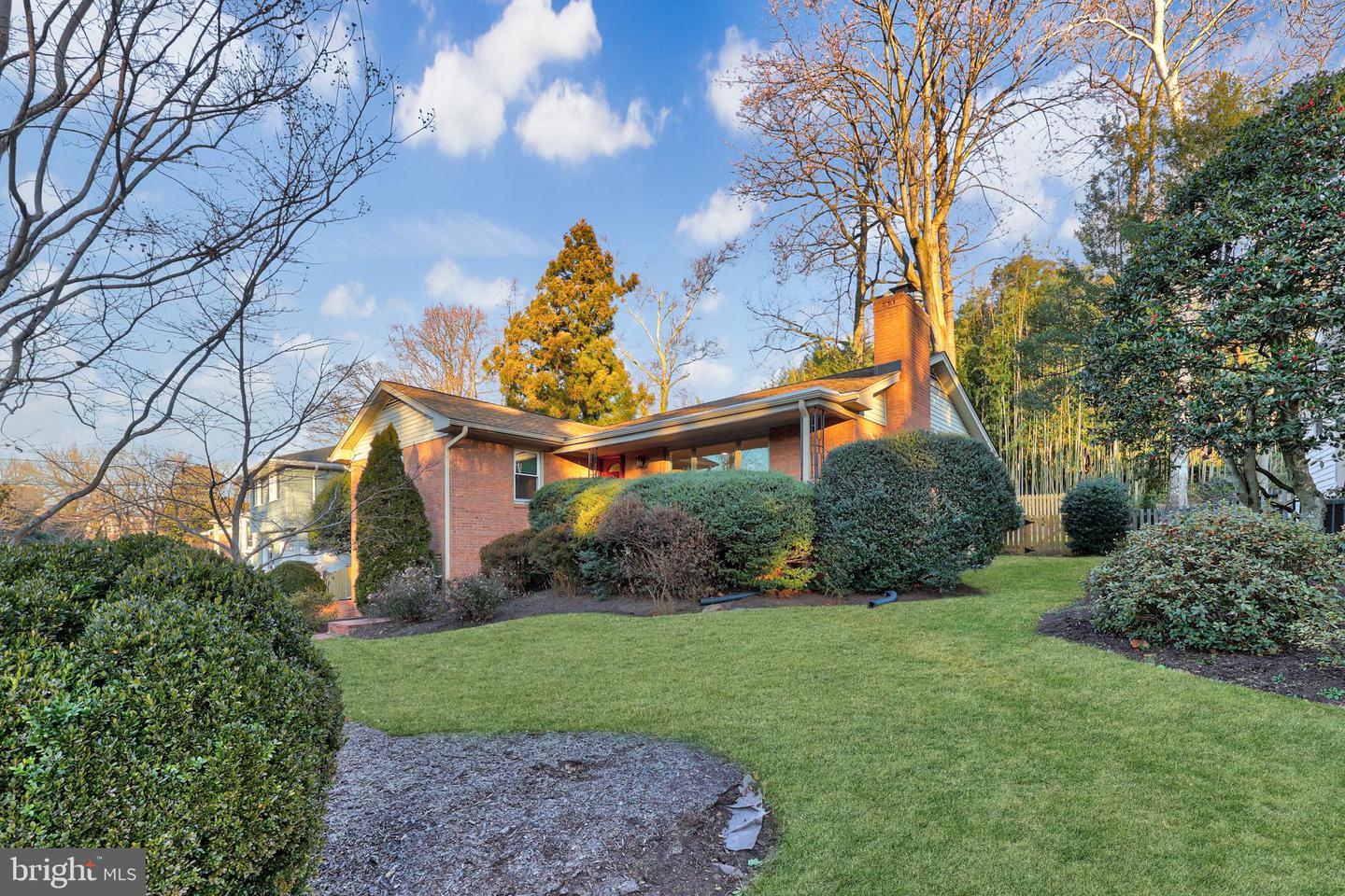 2320 WINDSOR RD, ALEXANDRIA, Virginia 22307, 3 Bedrooms Bedrooms, ,2 BathroomsBathrooms,Residential,For sale,2320 WINDSOR RD,VAFX2283508 MLS # VAFX2283508 2320 WINDSOR RD, ALEXANDRIA, Virginia 22307, 3 Bedrooms Bedrooms, ,2 BathroomsBathrooms,Residential,For sale,2320 WINDSOR RD,VAFX2283508 MLS # VAFX2283508