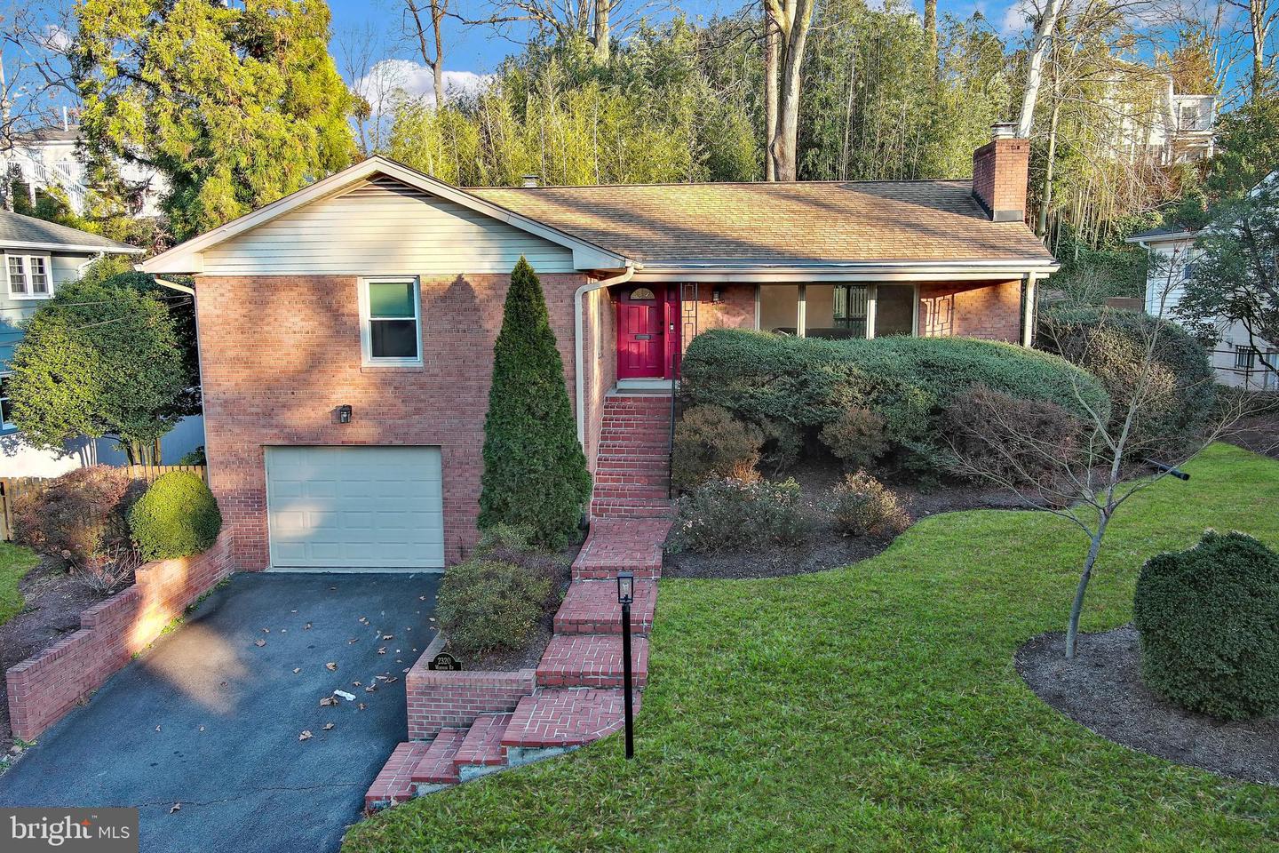 2320 WINDSOR RD, ALEXANDRIA, Virginia 22307, 3 Bedrooms Bedrooms, ,2 BathroomsBathrooms,Residential,For sale,2320 WINDSOR RD,VAFX2283508 MLS # VAFX2283508 2320 WINDSOR RD, ALEXANDRIA, Virginia 22307, 3 Bedrooms Bedrooms, ,2 BathroomsBathrooms,Residential,For sale,2320 WINDSOR RD,VAFX2283508 MLS # VAFX2283508