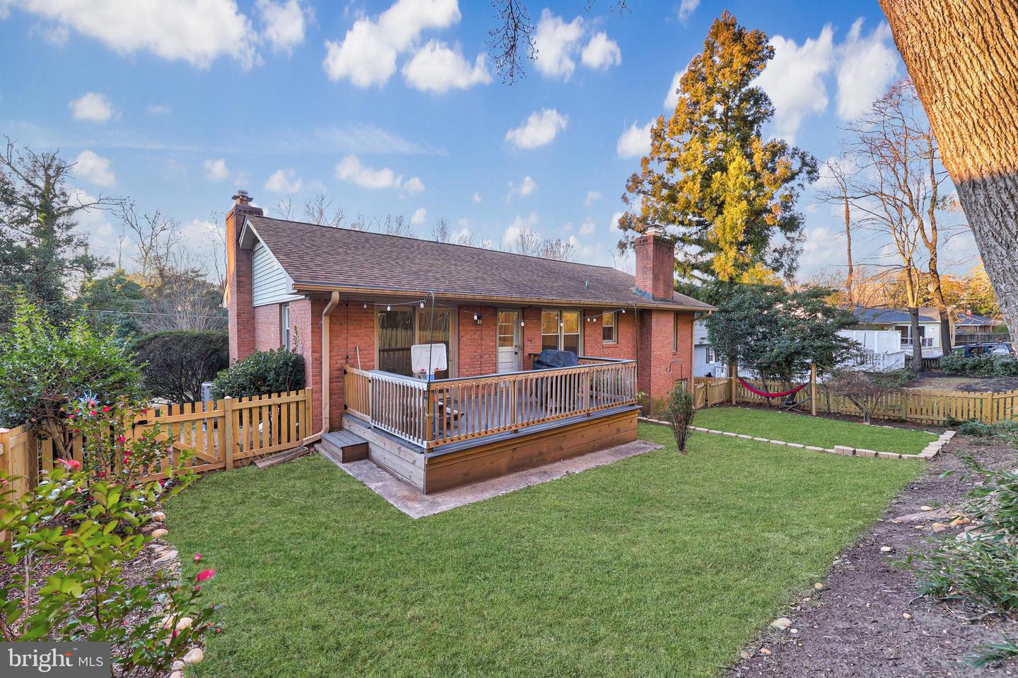 2320 WINDSOR RD, ALEXANDRIA, Virginia 22307, 3 Bedrooms Bedrooms, ,2 BathroomsBathrooms,Residential,For sale,2320 WINDSOR RD,VAFX2283508 MLS # VAFX2283508 2320 WINDSOR RD, ALEXANDRIA, Virginia 22307, 3 Bedrooms Bedrooms, ,2 BathroomsBathrooms,Residential,For sale,2320 WINDSOR RD,VAFX2283508 MLS # VAFX2283508