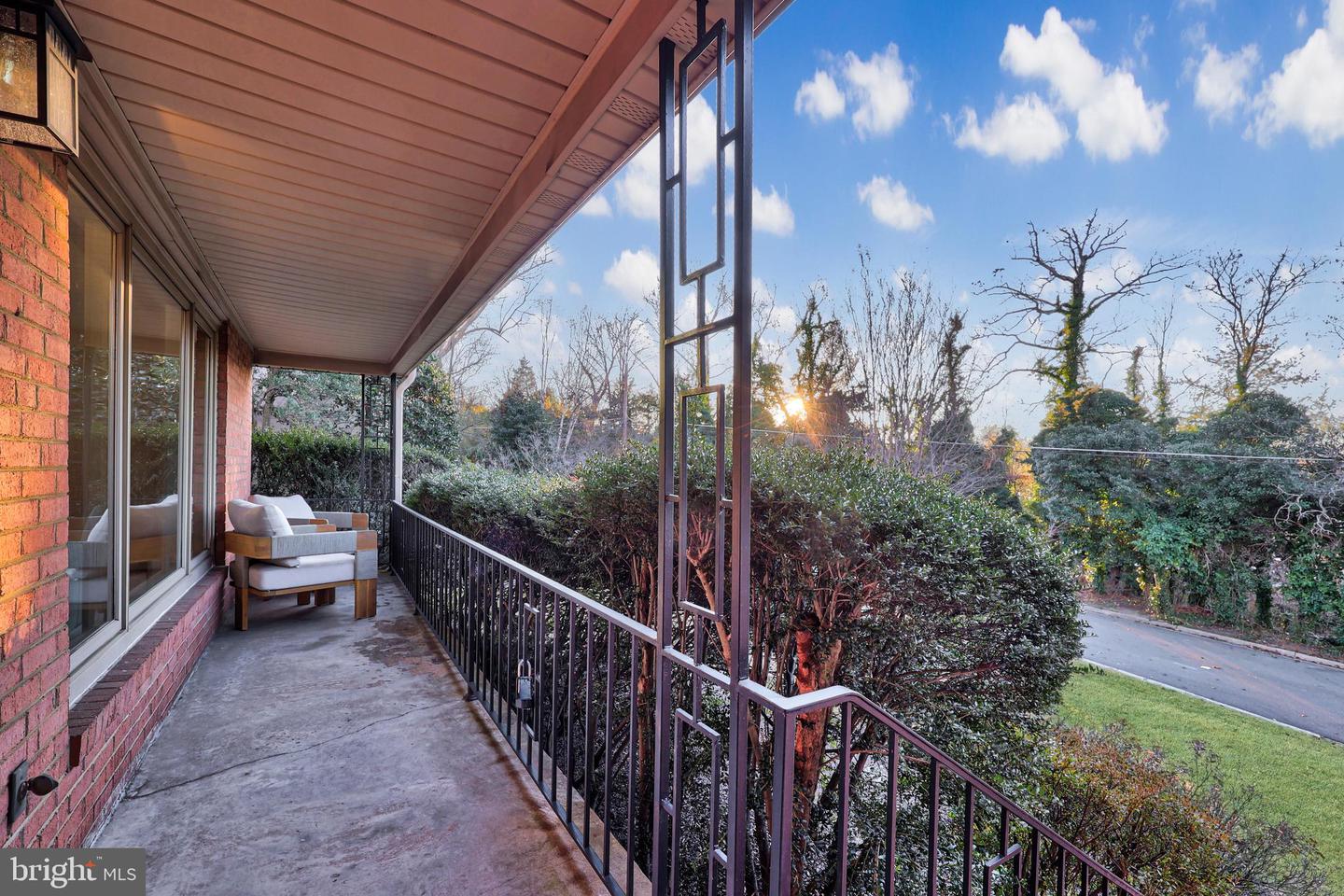 2320 WINDSOR RD, ALEXANDRIA, Virginia 22307, 3 Bedrooms Bedrooms, ,2 BathroomsBathrooms,Residential,For sale,2320 WINDSOR RD,VAFX2283508 MLS # VAFX2283508 2320 WINDSOR RD, ALEXANDRIA, Virginia 22307, 3 Bedrooms Bedrooms, ,2 BathroomsBathrooms,Residential,For sale,2320 WINDSOR RD,VAFX2283508 MLS # VAFX2283508