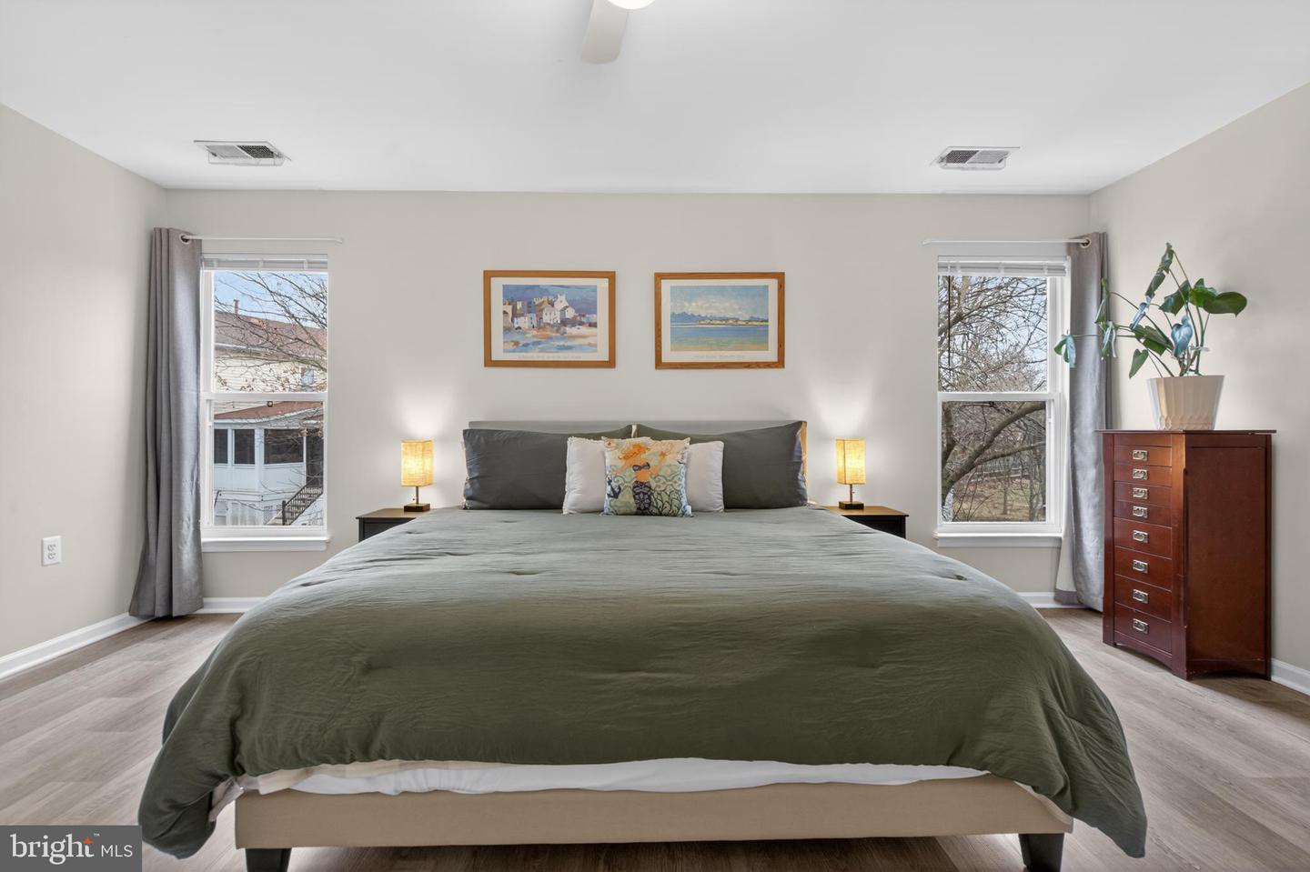 6403 GUARD MOUNT CT, CENTREVILLE, Virginia 20121, 4 Bedrooms Bedrooms, 7 Rooms Rooms,2 BathroomsBathrooms,Residential,For sale,6403 GUARD MOUNT CT,VAFX2283510 MLS # VAFX2283510 6403 GUARD MOUNT CT, CENTREVILLE, Virginia 20121, 4 Bedrooms Bedrooms, 7 Rooms Rooms,2 BathroomsBathrooms,Residential,For sale,6403 GUARD MOUNT CT,VAFX2283510 MLS # VAFX2283510