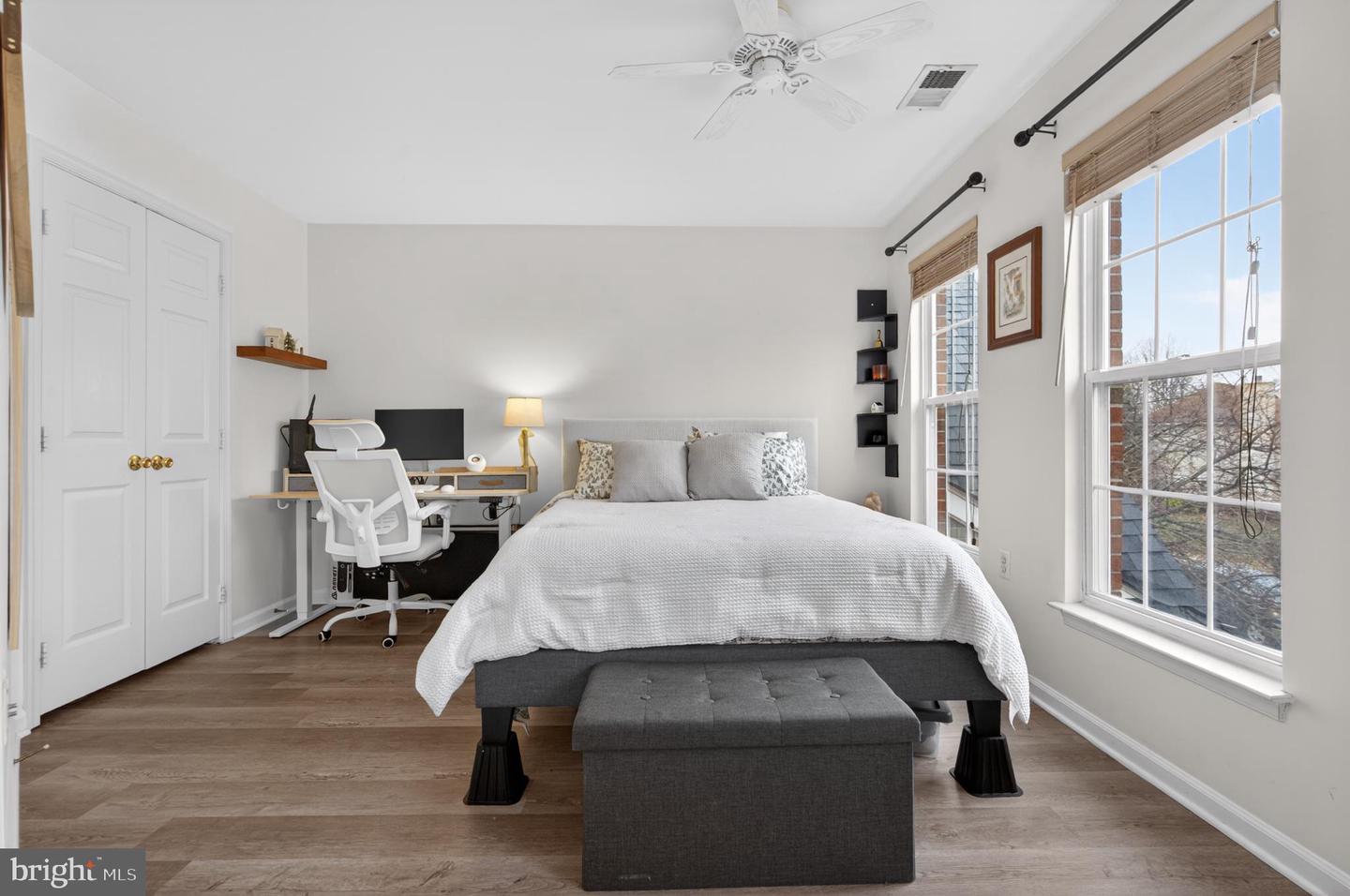 6403 GUARD MOUNT CT, CENTREVILLE, Virginia 20121, 4 Bedrooms Bedrooms, 7 Rooms Rooms,2 BathroomsBathrooms,Residential,For sale,6403 GUARD MOUNT CT,VAFX2283510 MLS # VAFX2283510 6403 GUARD MOUNT CT, CENTREVILLE, Virginia 20121, 4 Bedrooms Bedrooms, 7 Rooms Rooms,2 BathroomsBathrooms,Residential,For sale,6403 GUARD MOUNT CT,VAFX2283510 MLS # VAFX2283510