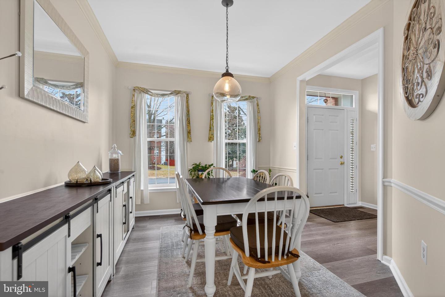 6403 GUARD MOUNT CT, CENTREVILLE, Virginia 20121, 4 Bedrooms Bedrooms, 7 Rooms Rooms,2 BathroomsBathrooms,Residential,For sale,6403 GUARD MOUNT CT,VAFX2283510 MLS # VAFX2283510 6403 GUARD MOUNT CT, CENTREVILLE, Virginia 20121, 4 Bedrooms Bedrooms, 7 Rooms Rooms,2 BathroomsBathrooms,Residential,For sale,6403 GUARD MOUNT CT,VAFX2283510 MLS # VAFX2283510