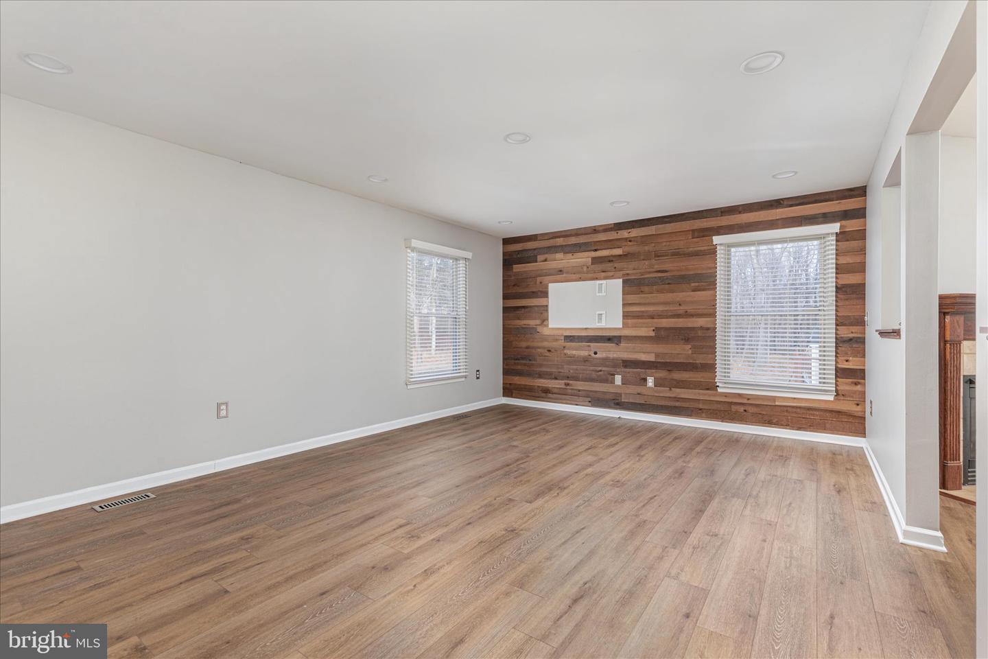 220 OATES RD, STAR TANNERY, Virginia 22654, 4 Bedrooms Bedrooms, ,3 BathroomsBathrooms,Residential,For sale,220 OATES RD,VAFV2038622 MLS # VAFV2038622