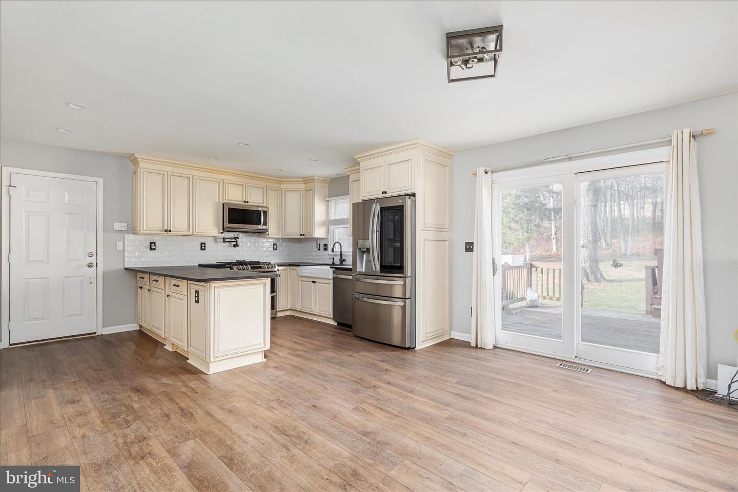 220 OATES RD, STAR TANNERY, Virginia 22654, 4 Bedrooms Bedrooms, ,3 BathroomsBathrooms,Residential,For sale,220 OATES RD,VAFV2038622 MLS # VAFV2038622