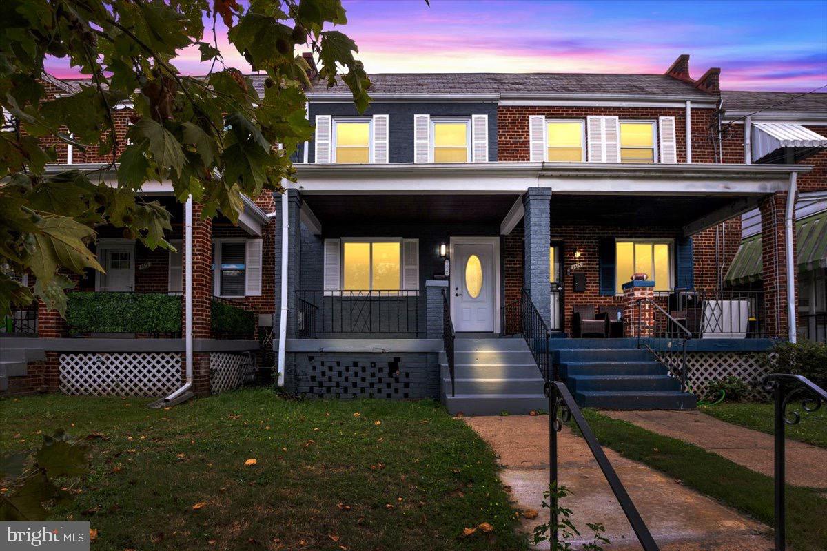 1517 DOWNING ST NE, WASHINGTON, District Of Columbia 20018, 3 Bedrooms Bedrooms, 5 Rooms Rooms,2 BathroomsBathrooms,Residential,For sale,1517 DOWNING ST NE,DCDC2239126 MLS # DCDC2239126 1517 DOWNING ST NE, WASHINGTON, District Of Columbia 20018, 3 Bedrooms Bedrooms, 5 Rooms Rooms,2 BathroomsBathrooms,Residential,For sale,1517 DOWNING ST NE,DCDC2239126 MLS # DCDC2239126