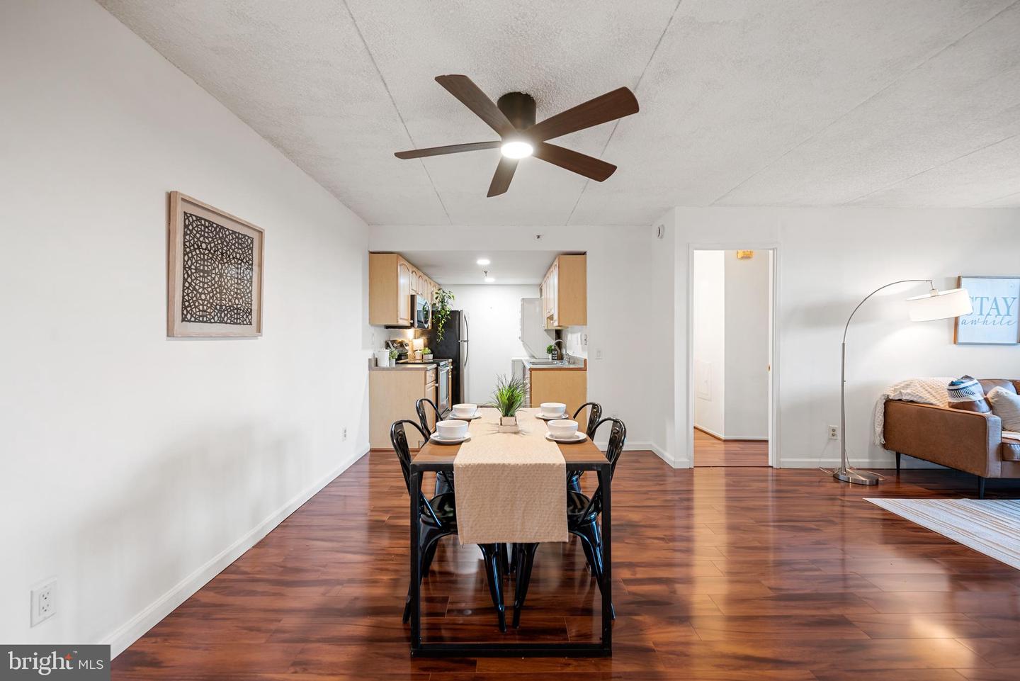 5911 EDSALL RD #805, ALEXANDRIA, Virginia 22304, 2 Bedrooms Bedrooms, ,2 BathroomsBathrooms,Residential,For sale,5911 EDSALL RD #805,VAAX2052742 MLS # VAAX2052742