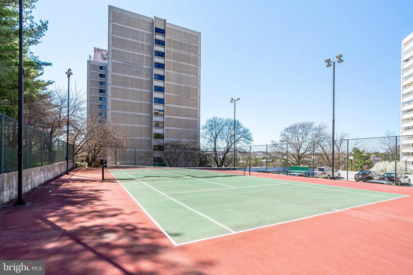 5911 EDSALL RD #805, ALEXANDRIA, Virginia 22304, 2 Bedrooms Bedrooms, ,2 BathroomsBathrooms,Residential,For sale,5911 EDSALL RD #805,VAAX2052742 MLS # VAAX2052742