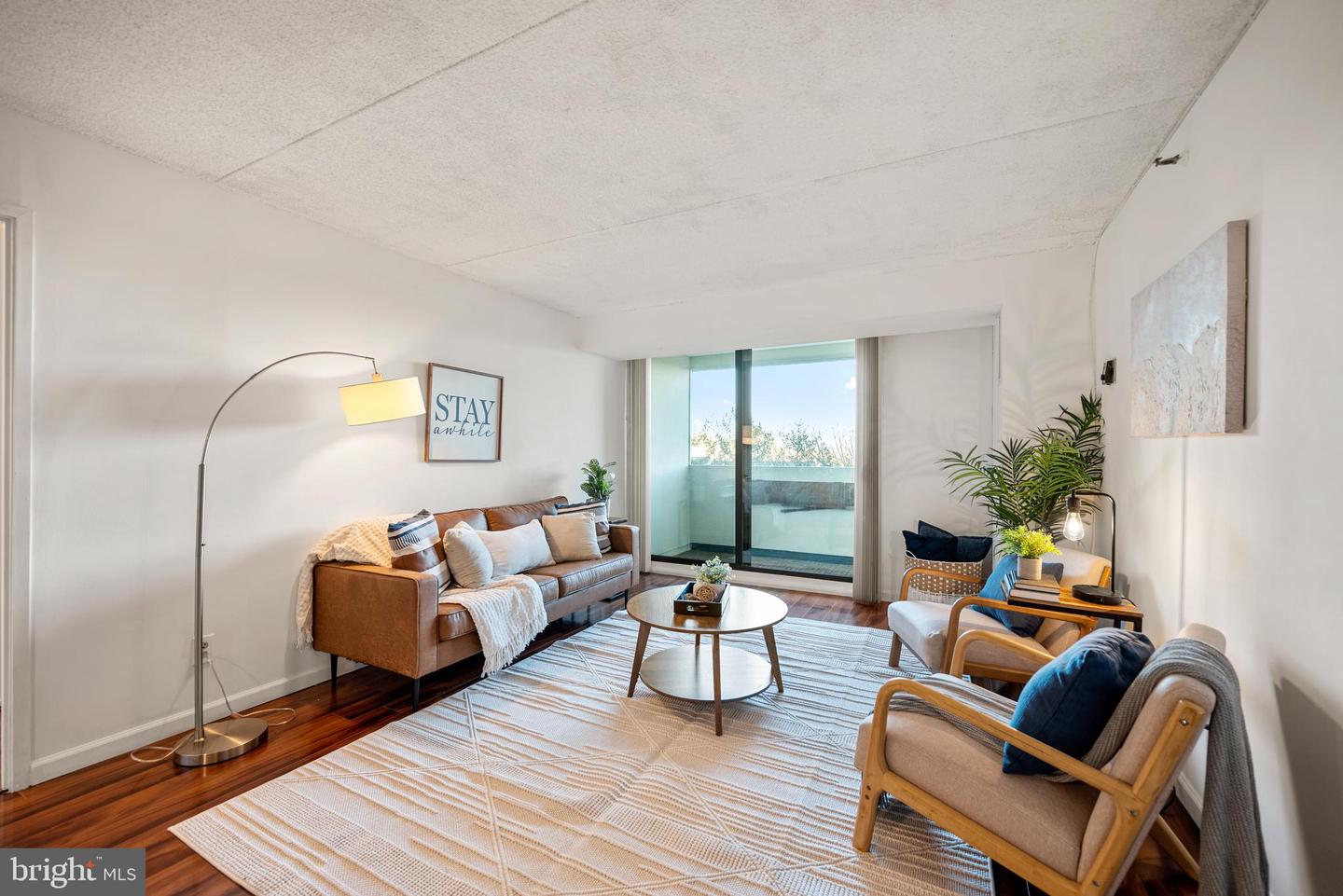 5911 EDSALL RD #805, ALEXANDRIA, Virginia 22304, 2 Bedrooms Bedrooms, ,2 BathroomsBathrooms,Residential,For sale,5911 EDSALL RD #805,VAAX2052742 MLS # VAAX2052742