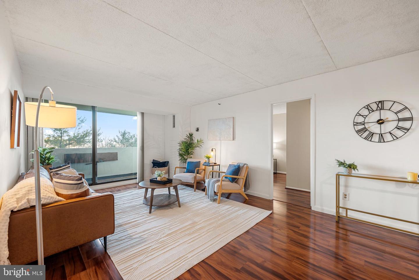 5911 EDSALL RD #805, ALEXANDRIA, Virginia 22304, 2 Bedrooms Bedrooms, ,2 BathroomsBathrooms,Residential,For sale,5911 EDSALL RD #805,VAAX2052742 MLS # VAAX2052742