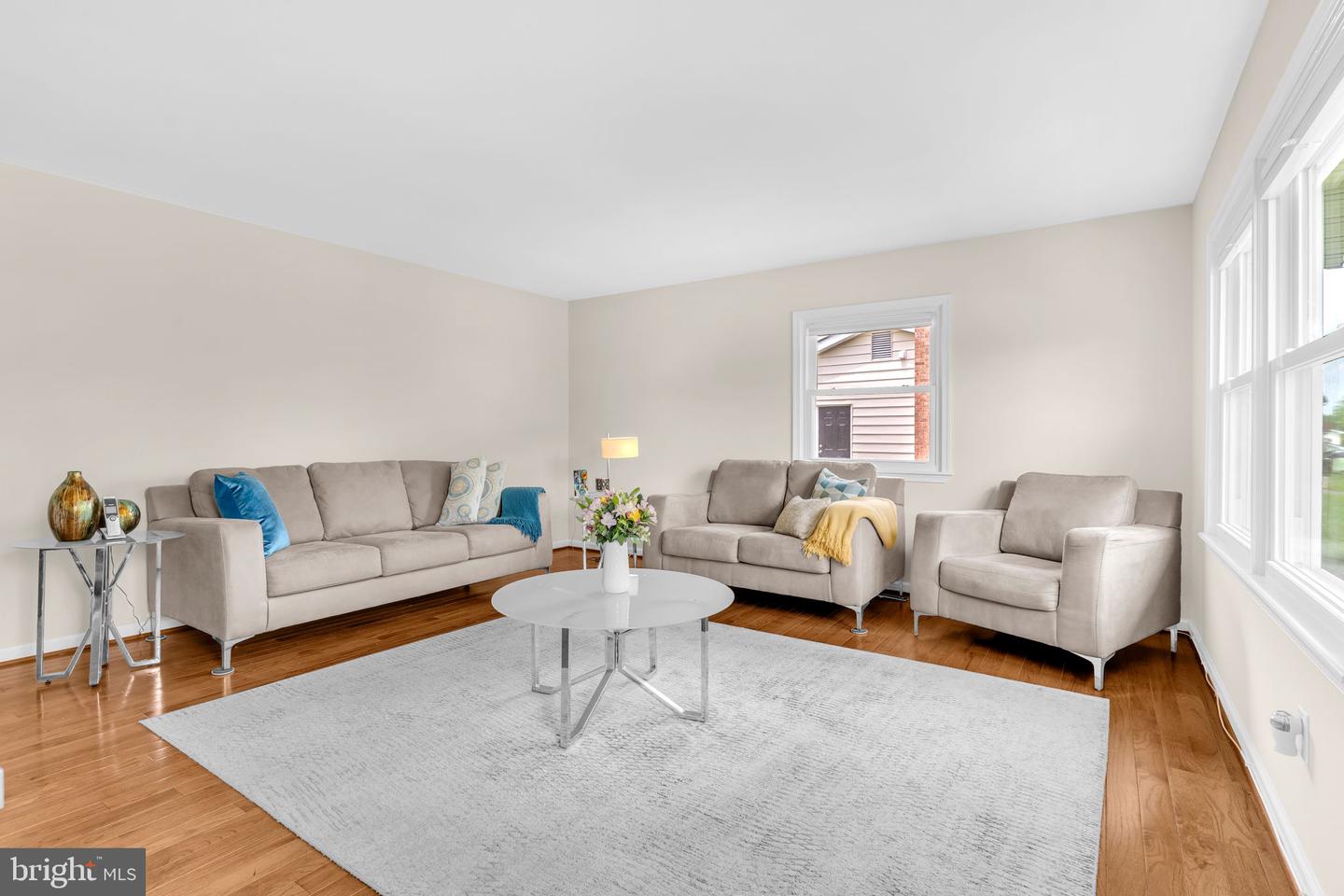 603 N YORK RD, STERLING, Virginia 20164, 3 Bedrooms Bedrooms, ,2 BathroomsBathrooms,Residential,For sale,603 N YORK RD,VALO2113146 MLS # VALO2113146 603 N YORK RD, STERLING, Virginia 20164, 3 Bedrooms Bedrooms, ,2 BathroomsBathrooms,Residential,For sale,603 N YORK RD,VALO2113146 MLS # VALO2113146