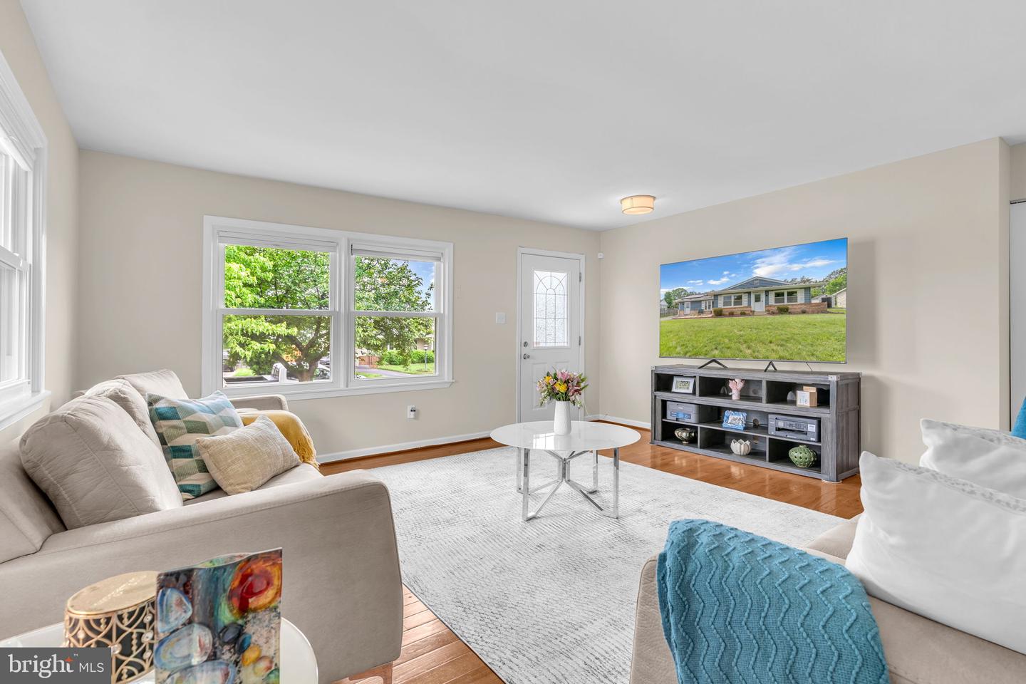 603 N YORK RD, STERLING, Virginia 20164, 3 Bedrooms Bedrooms, ,2 BathroomsBathrooms,Residential,For sale,603 N YORK RD,VALO2113146 MLS # VALO2113146 603 N YORK RD, STERLING, Virginia 20164, 3 Bedrooms Bedrooms, ,2 BathroomsBathrooms,Residential,For sale,603 N YORK RD,VALO2113146 MLS # VALO2113146