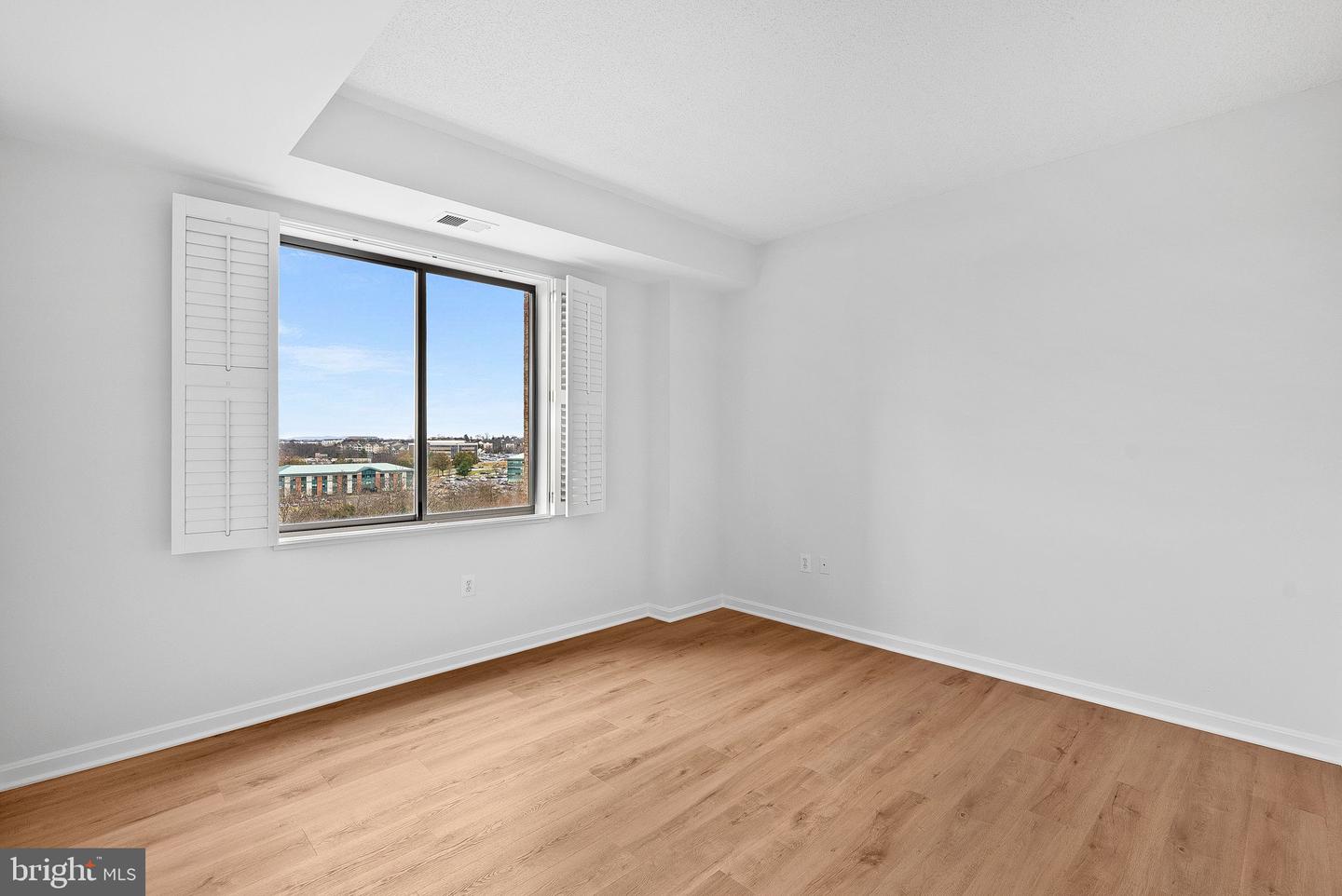 19375 CYPRESS RIDGE TER #901, LEESBURG, Virginia 20176, 3 Bedrooms Bedrooms, ,2 BathroomsBathrooms,Residential,For sale,19375 CYPRESS RIDGE TER #901,VALO2113168 MLS # VALO2113168 19375 CYPRESS RIDGE TER #901, LEESBURG, Virginia 20176, 3 Bedrooms Bedrooms, ,2 BathroomsBathrooms,Residential,For sale,19375 CYPRESS RIDGE TER #901,VALO2113168 MLS # VALO2113168