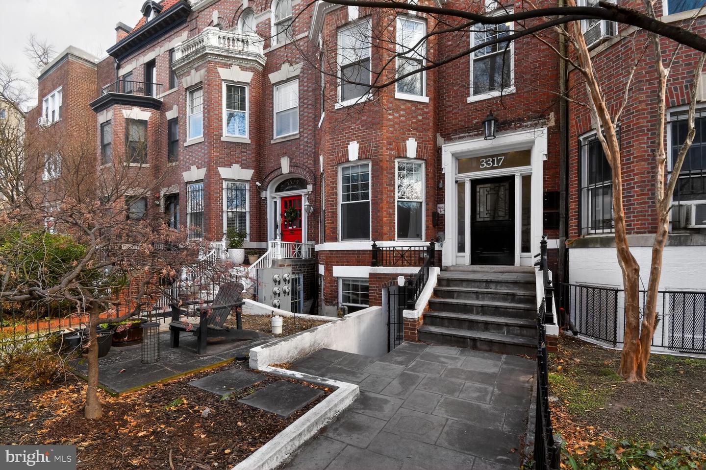 3317 16TH ST NW #4, WASHINGTON, District Of Columbia 20010, 2 Bedrooms Bedrooms, ,2 BathroomsBathrooms,Residential,For sale,3317 16TH ST NW #4,DCDC2239170 MLS # DCDC2239170