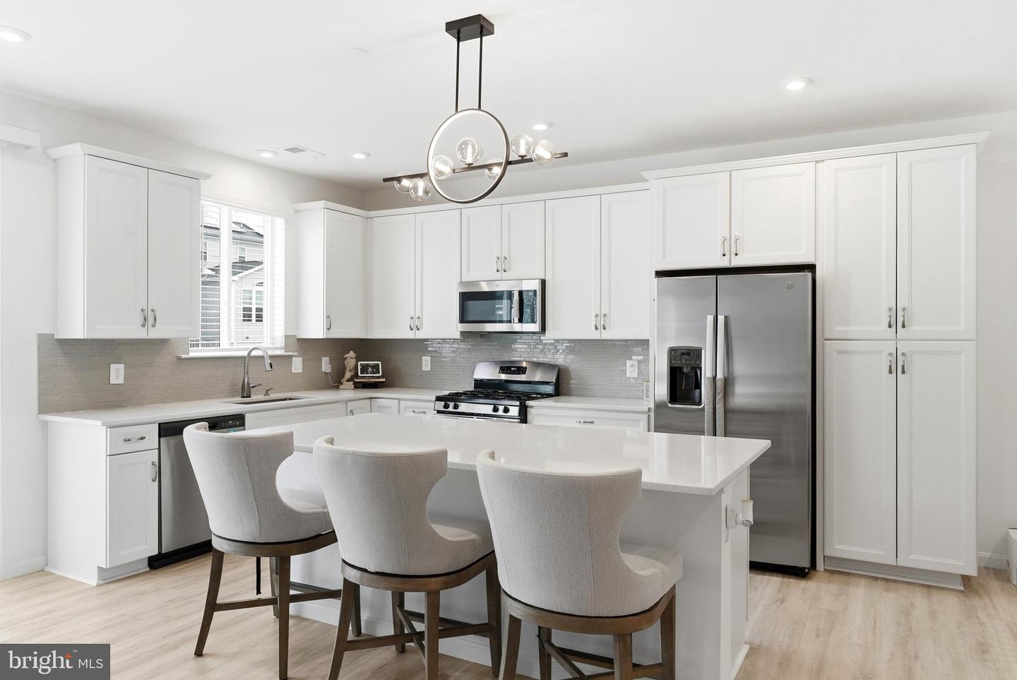 121 RAVEN OAKS DRIVE, WINCHESTER, Virginia 22602, 4 Bedrooms Bedrooms, ,2 BathroomsBathrooms,Residential,For sale,121 RAVEN OAKS DRIVE,VAFV2038624 MLS # VAFV2038624 121 RAVEN OAKS DRIVE, WINCHESTER, Virginia 22602, 4 Bedrooms Bedrooms, ,2 BathroomsBathrooms,Residential,For sale,121 RAVEN OAKS DRIVE,VAFV2038624 MLS # VAFV2038624