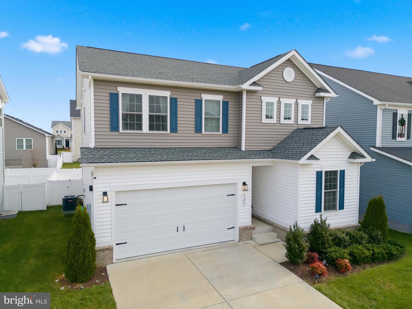 121 RAVEN OAKS DRIVE, WINCHESTER, Virginia 22602, 4 Bedrooms Bedrooms, ,2 BathroomsBathrooms,Residential,For sale,121 RAVEN OAKS DRIVE,VAFV2038624 MLS # VAFV2038624 121 RAVEN OAKS DRIVE, WINCHESTER, Virginia 22602, 4 Bedrooms Bedrooms, ,2 BathroomsBathrooms,Residential,For sale,121 RAVEN OAKS DRIVE,VAFV2038624 MLS # VAFV2038624