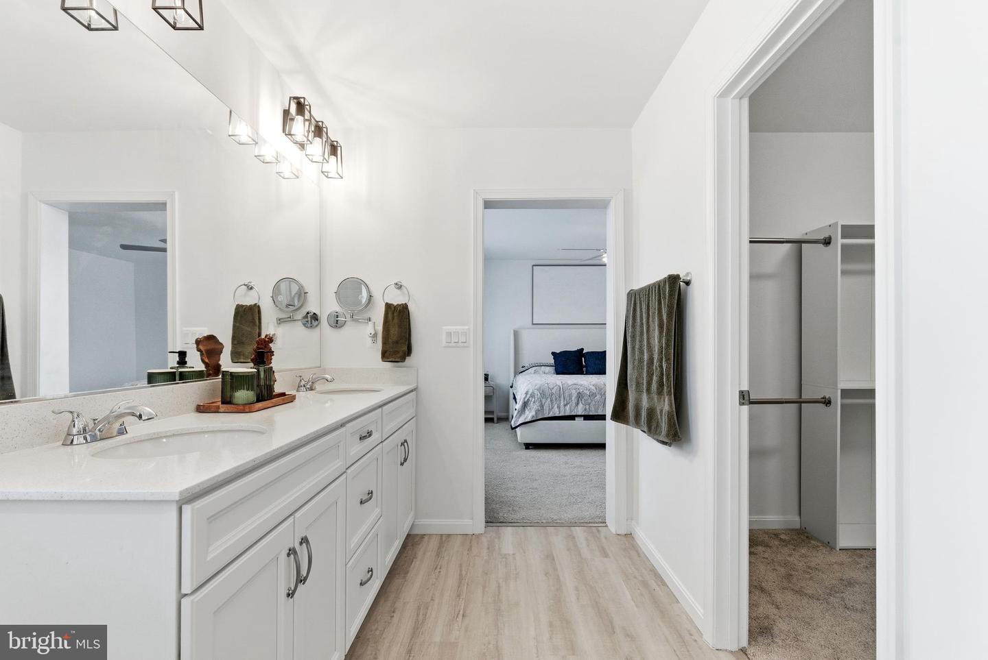 121 RAVEN OAKS DRIVE, WINCHESTER, Virginia 22602, 4 Bedrooms Bedrooms, ,2 BathroomsBathrooms,Residential,For sale,121 RAVEN OAKS DRIVE,VAFV2038624 MLS # VAFV2038624 121 RAVEN OAKS DRIVE, WINCHESTER, Virginia 22602, 4 Bedrooms Bedrooms, ,2 BathroomsBathrooms,Residential,For sale,121 RAVEN OAKS DRIVE,VAFV2038624 MLS # VAFV2038624