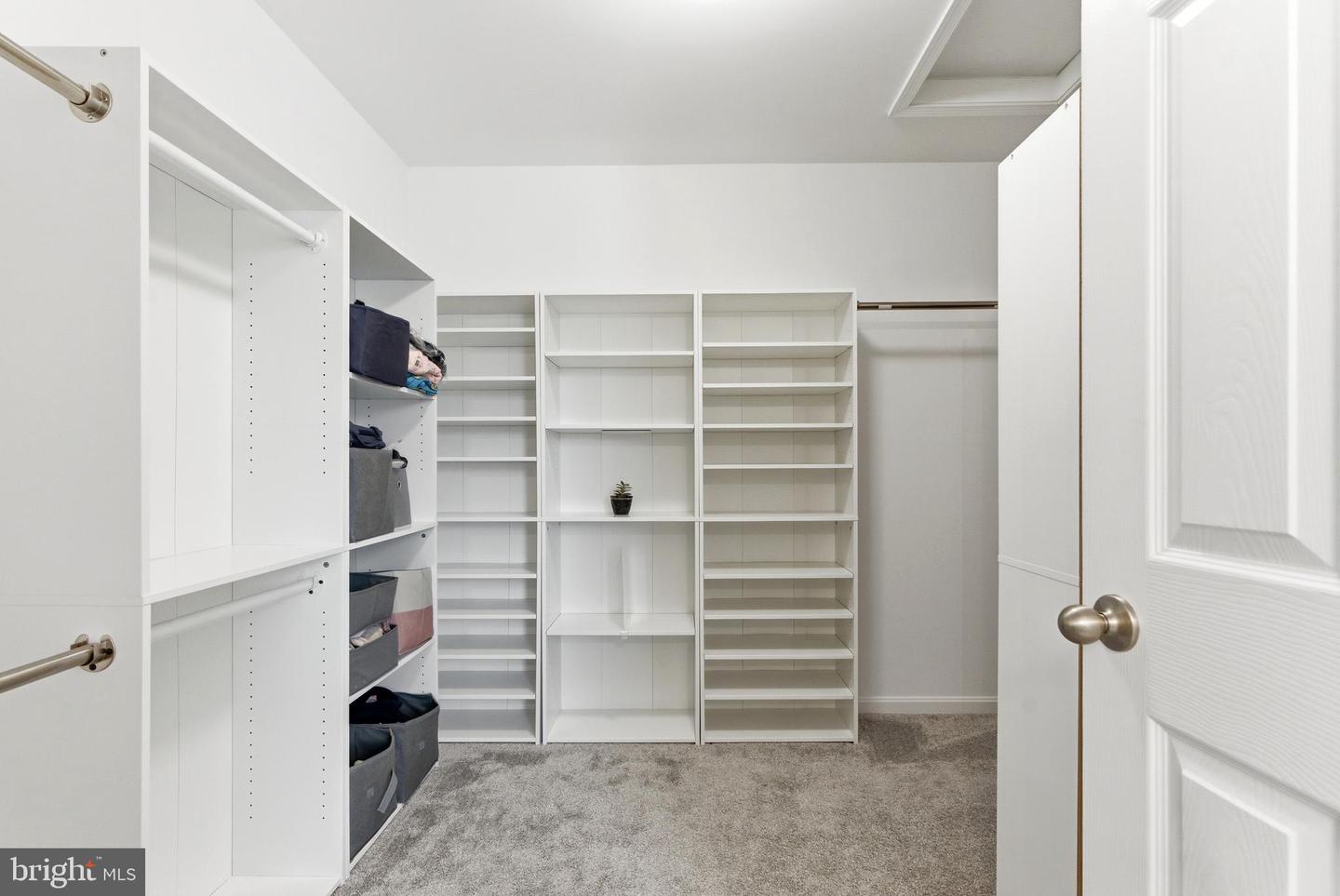 121 RAVEN OAKS DRIVE, WINCHESTER, Virginia 22602, 4 Bedrooms Bedrooms, ,2 BathroomsBathrooms,Residential,For sale,121 RAVEN OAKS DRIVE,VAFV2038624 MLS # VAFV2038624 121 RAVEN OAKS DRIVE, WINCHESTER, Virginia 22602, 4 Bedrooms Bedrooms, ,2 BathroomsBathrooms,Residential,For sale,121 RAVEN OAKS DRIVE,VAFV2038624 MLS # VAFV2038624