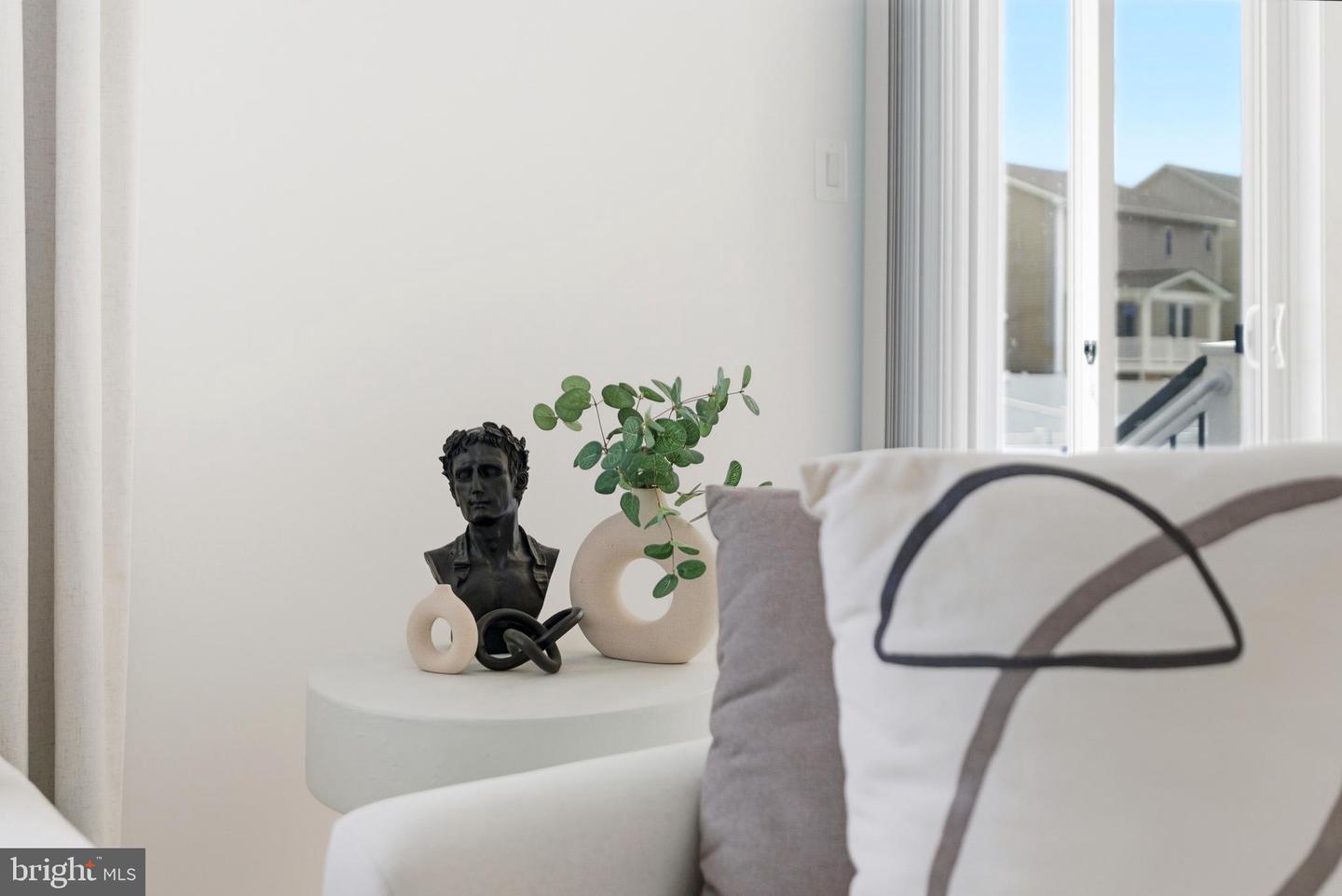 121 RAVEN OAKS DRIVE, WINCHESTER, Virginia 22602, 4 Bedrooms Bedrooms, ,2 BathroomsBathrooms,Residential,For sale,121 RAVEN OAKS DRIVE,VAFV2038624 MLS # VAFV2038624 121 RAVEN OAKS DRIVE, WINCHESTER, Virginia 22602, 4 Bedrooms Bedrooms, ,2 BathroomsBathrooms,Residential,For sale,121 RAVEN OAKS DRIVE,VAFV2038624 MLS # VAFV2038624