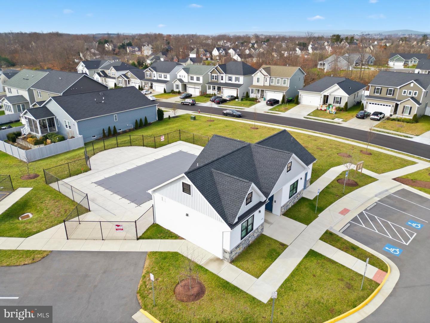 121 RAVEN OAKS DRIVE, WINCHESTER, Virginia 22602, 4 Bedrooms Bedrooms, ,2 BathroomsBathrooms,Residential,For sale,121 RAVEN OAKS DRIVE,VAFV2038624 MLS # VAFV2038624 121 RAVEN OAKS DRIVE, WINCHESTER, Virginia 22602, 4 Bedrooms Bedrooms, ,2 BathroomsBathrooms,Residential,For sale,121 RAVEN OAKS DRIVE,VAFV2038624 MLS # VAFV2038624