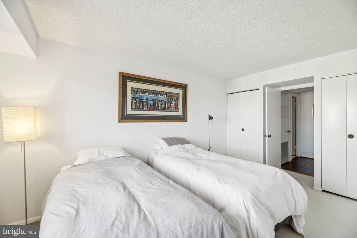 5904 MOUNT EAGLE DR #1615, ALEXANDRIA, Virginia 22303, 2 Bedrooms Bedrooms, 8 Rooms Rooms,2 BathroomsBathrooms,Residential,For sale,5904 MOUNT EAGLE DR #1615,VAFX2283386 MLS # VAFX2283386