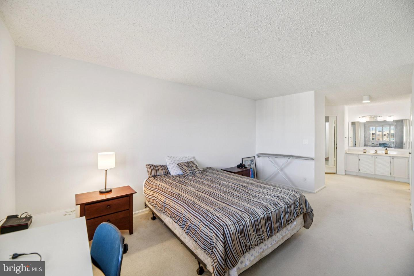 5904 MOUNT EAGLE DR #1615, ALEXANDRIA, Virginia 22303, 2 Bedrooms Bedrooms, 8 Rooms Rooms,2 BathroomsBathrooms,Residential,For sale,5904 MOUNT EAGLE DR #1615,VAFX2283386 MLS # VAFX2283386