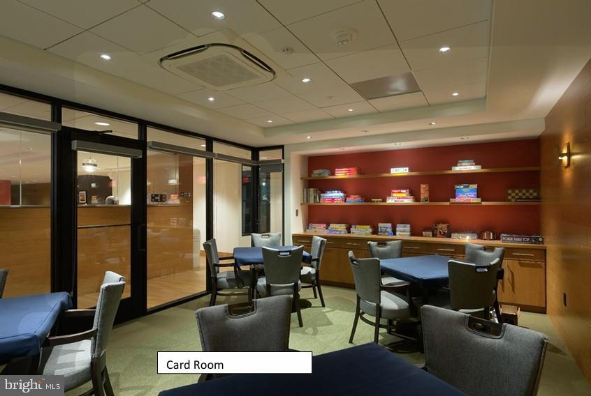 5904 MOUNT EAGLE DR #1615, ALEXANDRIA, Virginia 22303, 2 Bedrooms Bedrooms, 8 Rooms Rooms,2 BathroomsBathrooms,Residential,For sale,5904 MOUNT EAGLE DR #1615,VAFX2283386 MLS # VAFX2283386