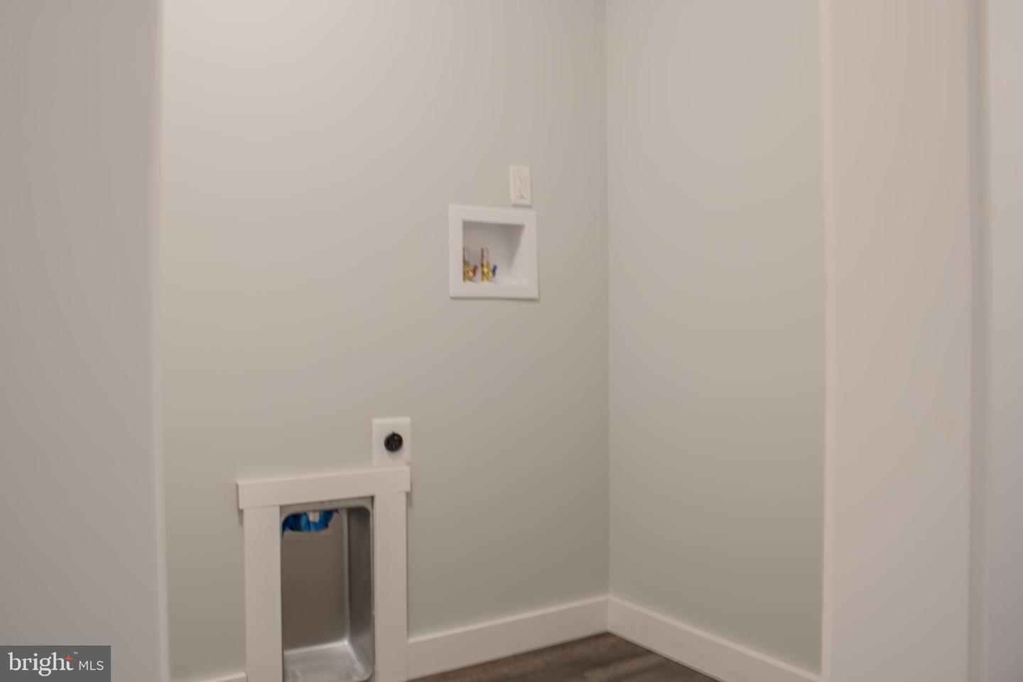 22 LAKE COUNTRY DR, MINERAL, Virginia 23117, 3 Bedrooms Bedrooms, 14 Rooms Rooms,3 BathroomsBathrooms,Residential,For sale,22 LAKE COUNTRY DR,VALA2009076 MLS # VALA2009076 22 LAKE COUNTRY DR, MINERAL, Virginia 23117, 3 Bedrooms Bedrooms, 14 Rooms Rooms,3 BathroomsBathrooms,Residential,For sale,22 LAKE COUNTRY DR,VALA2009076 MLS # VALA2009076