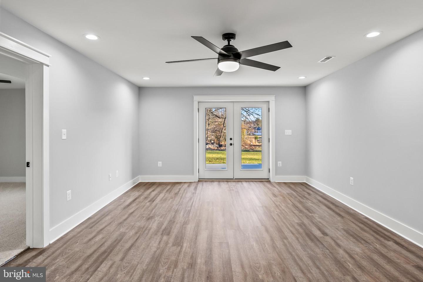 22 LAKE COUNTRY DR, MINERAL, Virginia 23117, 3 Bedrooms Bedrooms, 14 Rooms Rooms,3 BathroomsBathrooms,Residential,For sale,22 LAKE COUNTRY DR,VALA2009076 MLS # VALA2009076