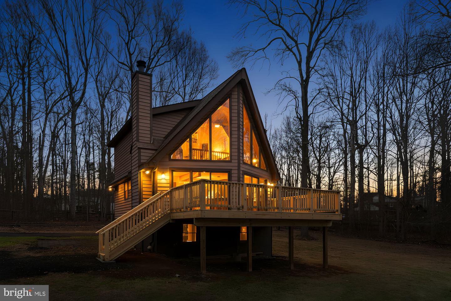 3840 MOUNT ATLAS LN, HAYMARKET, Virginia 20169, 3 Bedrooms Bedrooms, 12 Rooms Rooms,3 BathroomsBathrooms,Residential,For sale,3840 MOUNT ATLAS LN,VAPW2109796 MLS # VAPW2109796