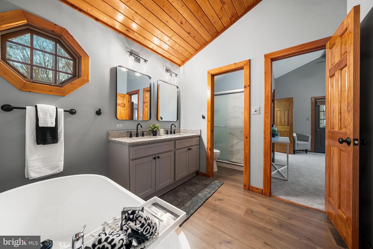 3840 MOUNT ATLAS LN, HAYMARKET, Virginia 20169, 3 Bedrooms Bedrooms, 12 Rooms Rooms,3 BathroomsBathrooms,Residential,For sale,3840 MOUNT ATLAS LN,VAPW2109796 MLS # VAPW2109796