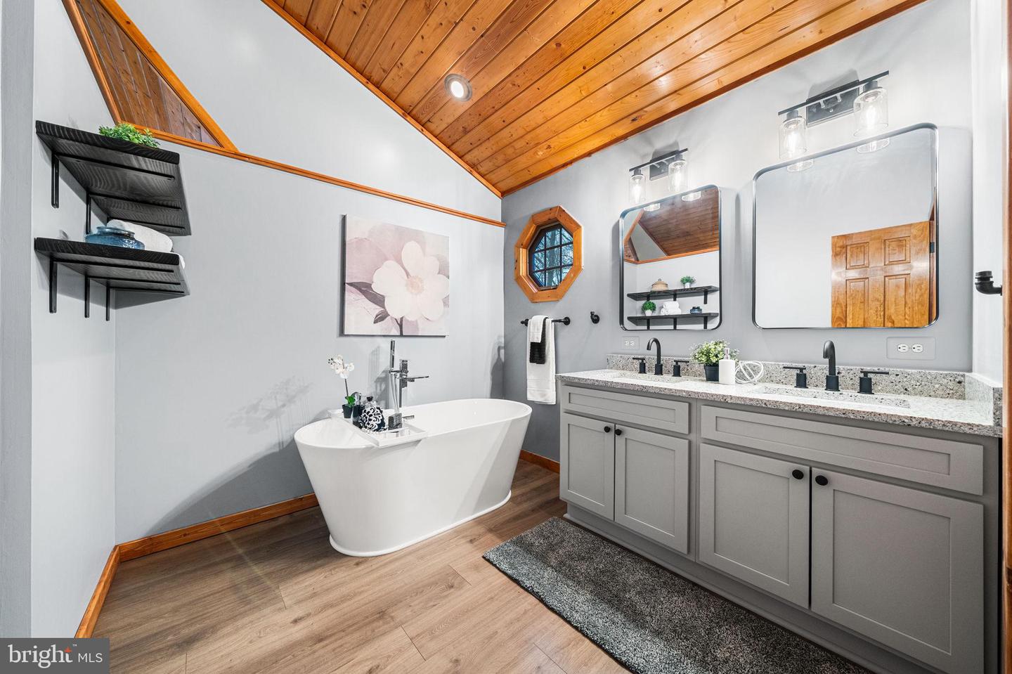 3840 MOUNT ATLAS LN, HAYMARKET, Virginia 20169, 3 Bedrooms Bedrooms, 12 Rooms Rooms,3 BathroomsBathrooms,Residential,For sale,3840 MOUNT ATLAS LN,VAPW2109796 MLS # VAPW2109796