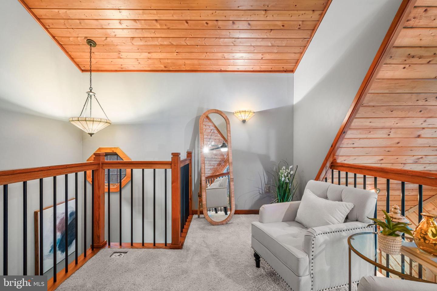 3840 MOUNT ATLAS LN, HAYMARKET, Virginia 20169, 3 Bedrooms Bedrooms, 12 Rooms Rooms,3 BathroomsBathrooms,Residential,For sale,3840 MOUNT ATLAS LN,VAPW2109796 MLS # VAPW2109796