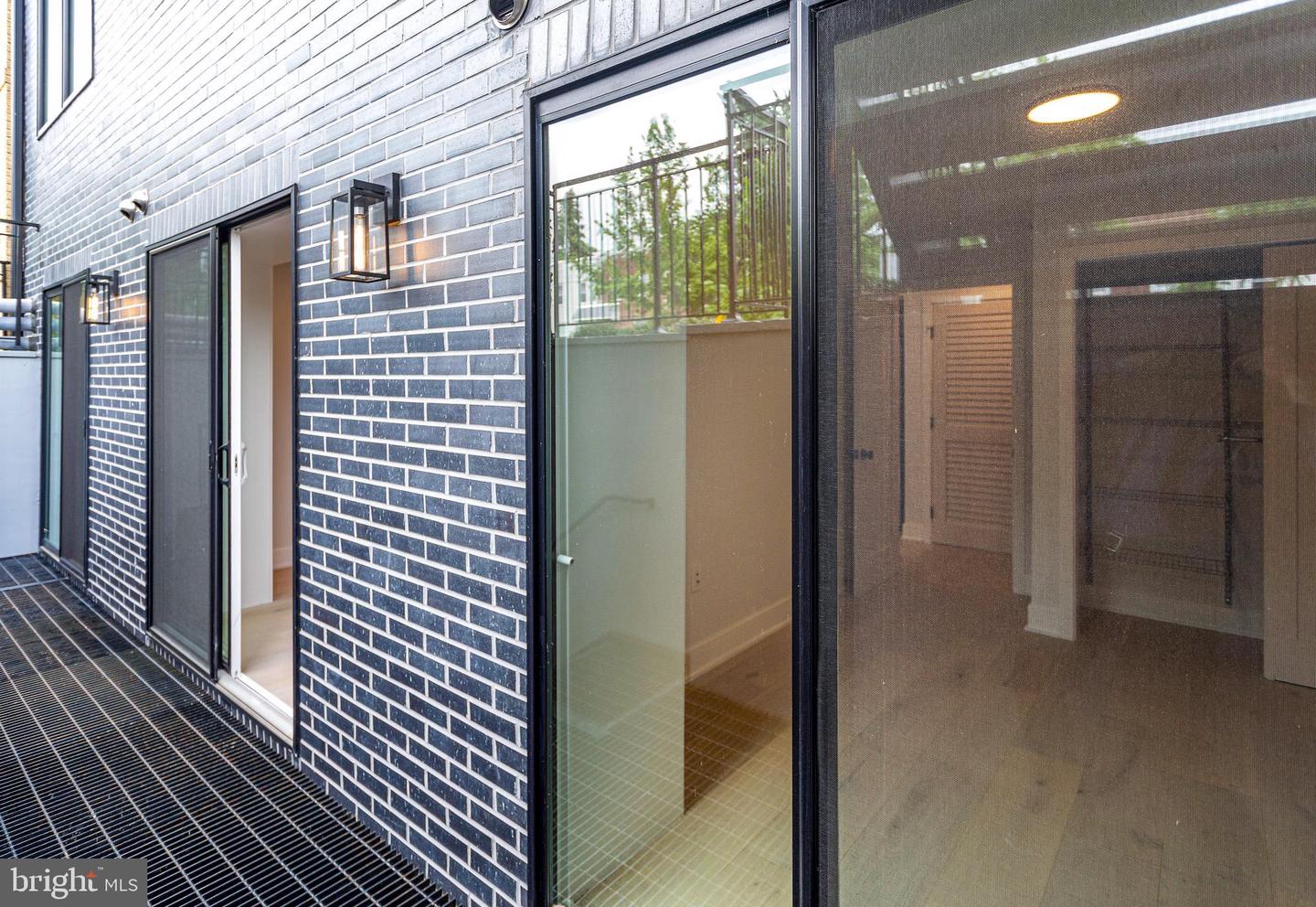 845 19TH ST NE #UNIT 4, WASHINGTON, District Of Columbia 20002, 2 Bedrooms Bedrooms, ,1 BathroomBathrooms,Residential,For sale,845 19TH ST NE #UNIT 4,DCDC2239282 MLS # DCDC2239282 845 19TH ST NE #UNIT 4, WASHINGTON, District Of Columbia 20002, 2 Bedrooms Bedrooms, ,1 BathroomBathrooms,Residential,For sale,845 19TH ST NE #UNIT 4,DCDC2239282 MLS # DCDC2239282