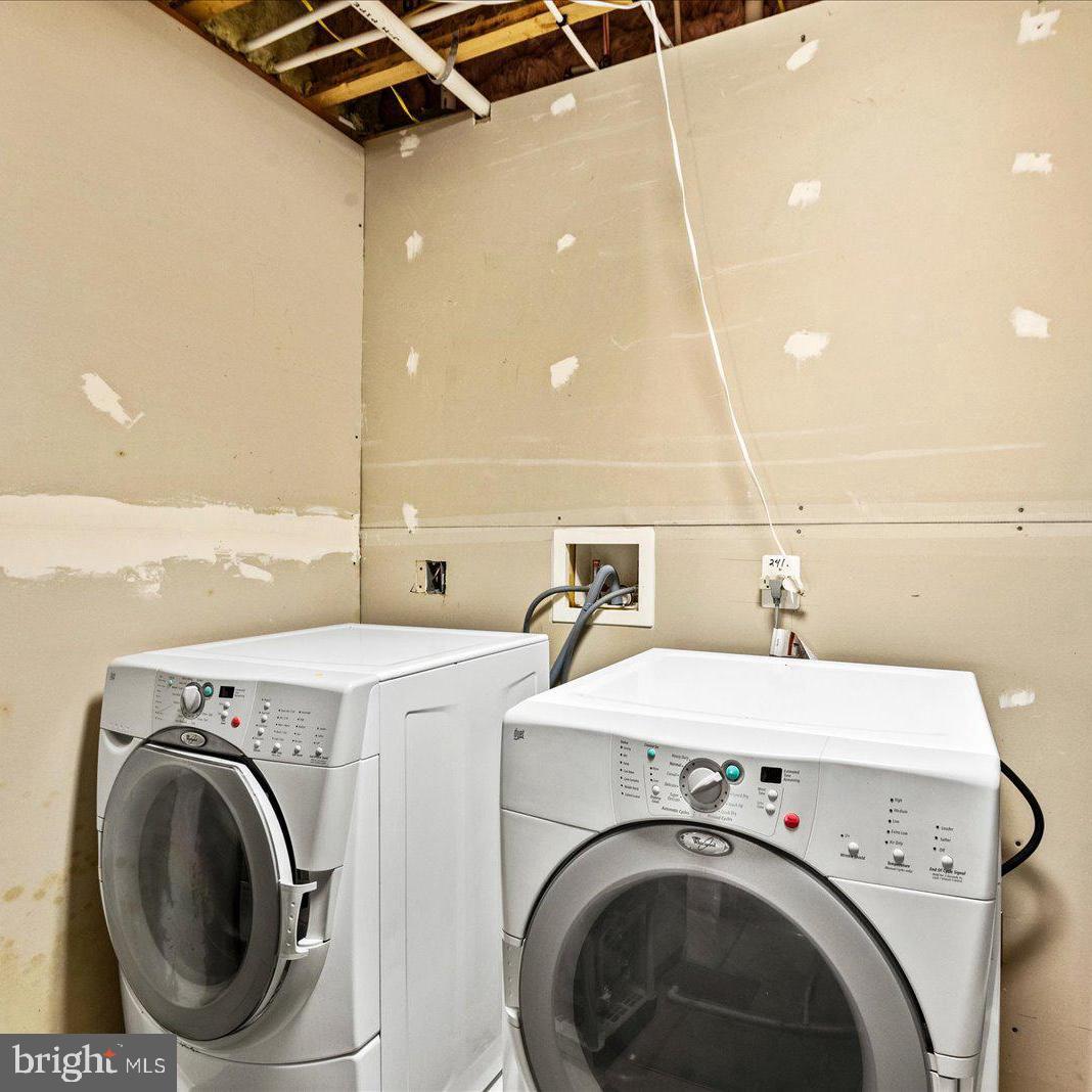 21 WENTWORTH DR, FREDERICKSBURG, Virginia 22406, 7 Bedrooms Bedrooms, ,5 BathroomsBathrooms,Residential,For sale,21 WENTWORTH DR,VAST2044936 MLS # VAST2044936 21 WENTWORTH DR, FREDERICKSBURG, Virginia 22406, 7 Bedrooms Bedrooms, ,5 BathroomsBathrooms,Residential,For sale,21 WENTWORTH DR,VAST2044936 MLS # VAST2044936