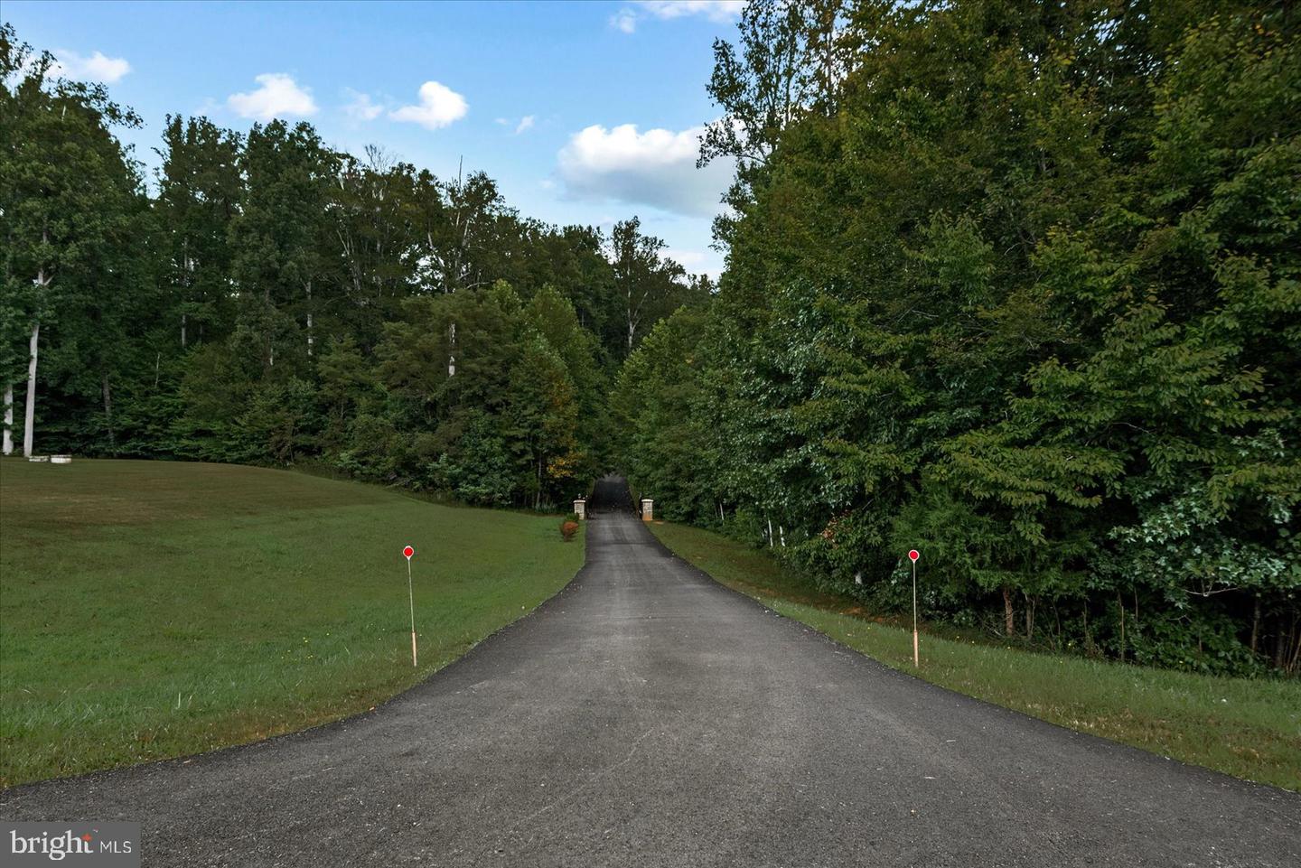 21 WENTWORTH DR, FREDERICKSBURG, Virginia 22406, 7 Bedrooms Bedrooms, ,5 BathroomsBathrooms,Residential,For sale,21 WENTWORTH DR,VAST2044936 MLS # VAST2044936 21 WENTWORTH DR, FREDERICKSBURG, Virginia 22406, 7 Bedrooms Bedrooms, ,5 BathroomsBathrooms,Residential,For sale,21 WENTWORTH DR,VAST2044936 MLS # VAST2044936