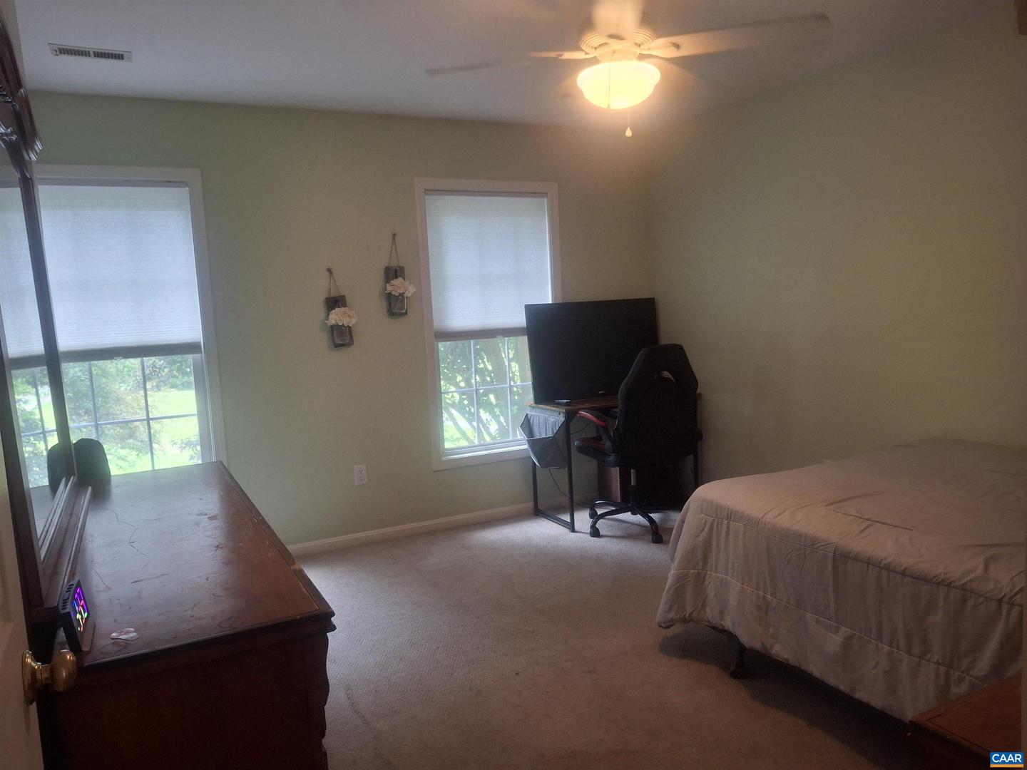 76 OLD CURDSVILLE RD, FARMVILLE, Virginia 23901, 5 Bedrooms Bedrooms, ,2 BathroomsBathrooms,Residential,For sale,76 OLD CURDSVILLE RD,672128 MLS # 672128