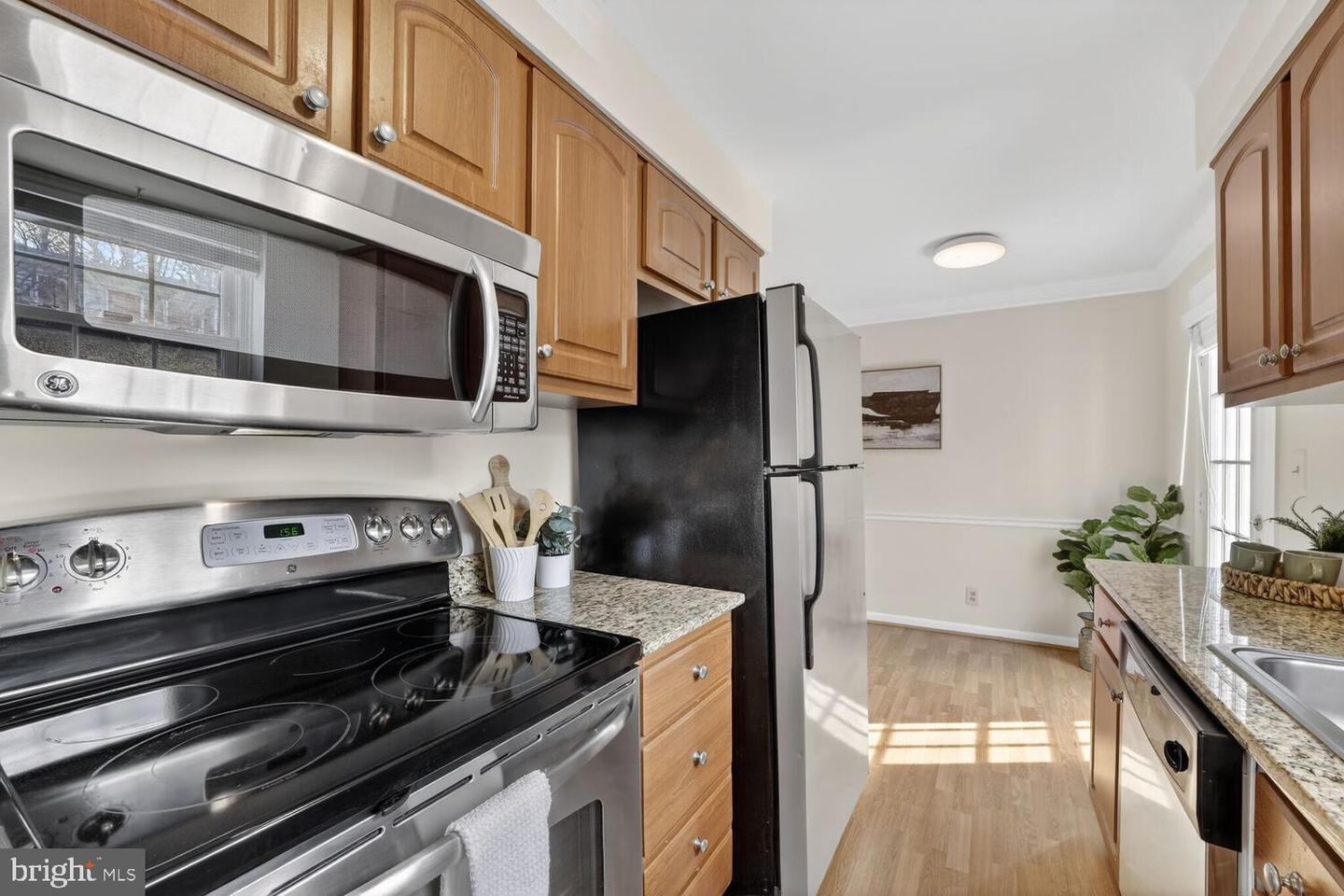 4617-B 28TH RD S #B, ARLINGTON, Virginia 22206, 2 Bedrooms Bedrooms, ,1 BathroomBathrooms,Residential,For sale,4617-B 28TH RD S #B,VAAR2067248 MLS # VAAR2067248