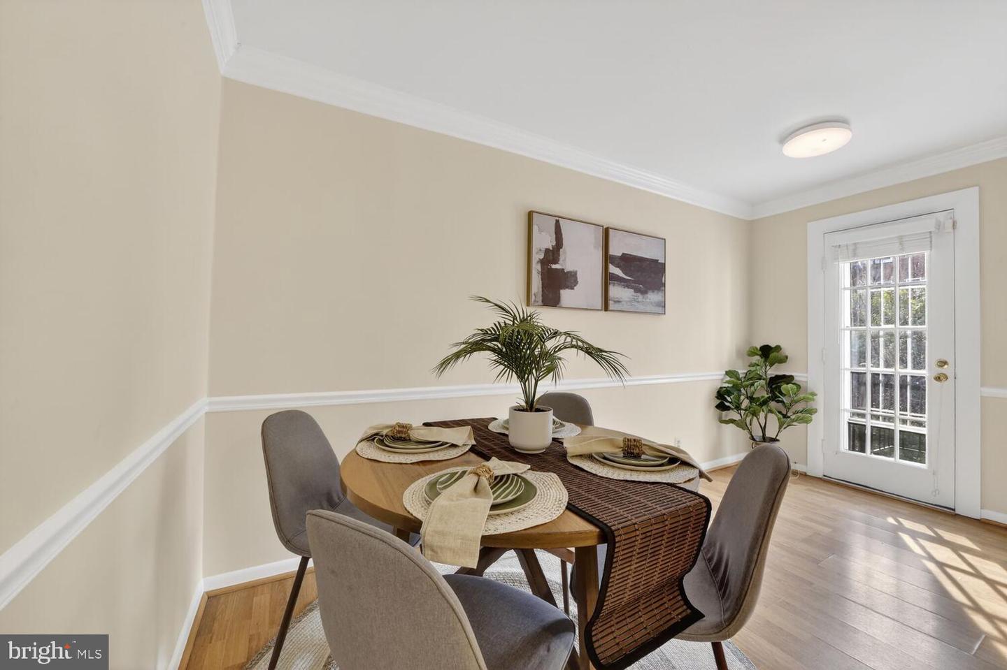 4617-B 28TH RD S #B, ARLINGTON, Virginia 22206, 2 Bedrooms Bedrooms, ,1 BathroomBathrooms,Residential,For sale,4617-B 28TH RD S #B,VAAR2067248 MLS # VAAR2067248