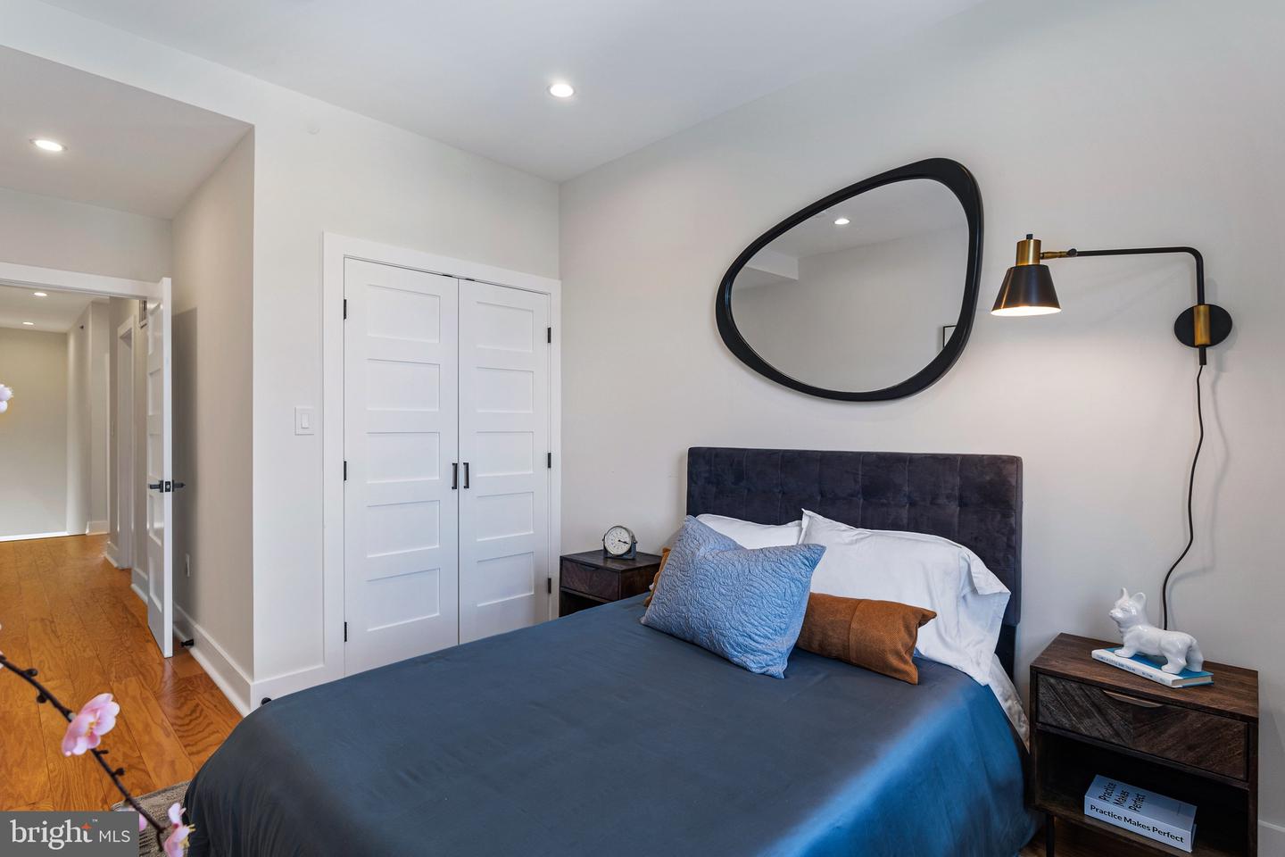 1118 NEAL ST NE #PH 2, WASHINGTON, District Of Columbia 20002, 4 Bedrooms Bedrooms, ,3 BathroomsBathrooms,Residential,For sale,1118 NEAL ST NE #PH 2,DCDC2239268 MLS # DCDC2239268 1118 NEAL ST NE #PH 2, WASHINGTON, District Of Columbia 20002, 4 Bedrooms Bedrooms, ,3 BathroomsBathrooms,Residential,For sale,1118 NEAL ST NE #PH 2,DCDC2239268 MLS # DCDC2239268