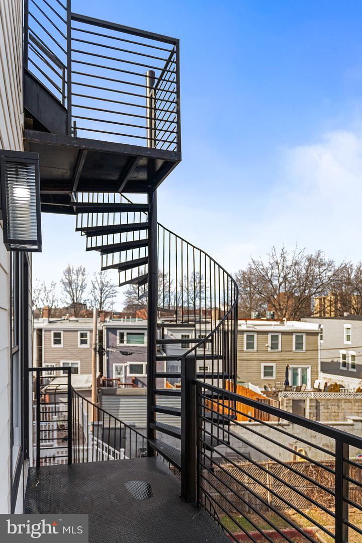 1118 NEAL ST NE #PH 2, WASHINGTON, District Of Columbia 20002, 4 Bedrooms Bedrooms, ,3 BathroomsBathrooms,Residential,For sale,1118 NEAL ST NE #PH 2,DCDC2239268 MLS # DCDC2239268 1118 NEAL ST NE #PH 2, WASHINGTON, District Of Columbia 20002, 4 Bedrooms Bedrooms, ,3 BathroomsBathrooms,Residential,For sale,1118 NEAL ST NE #PH 2,DCDC2239268 MLS # DCDC2239268