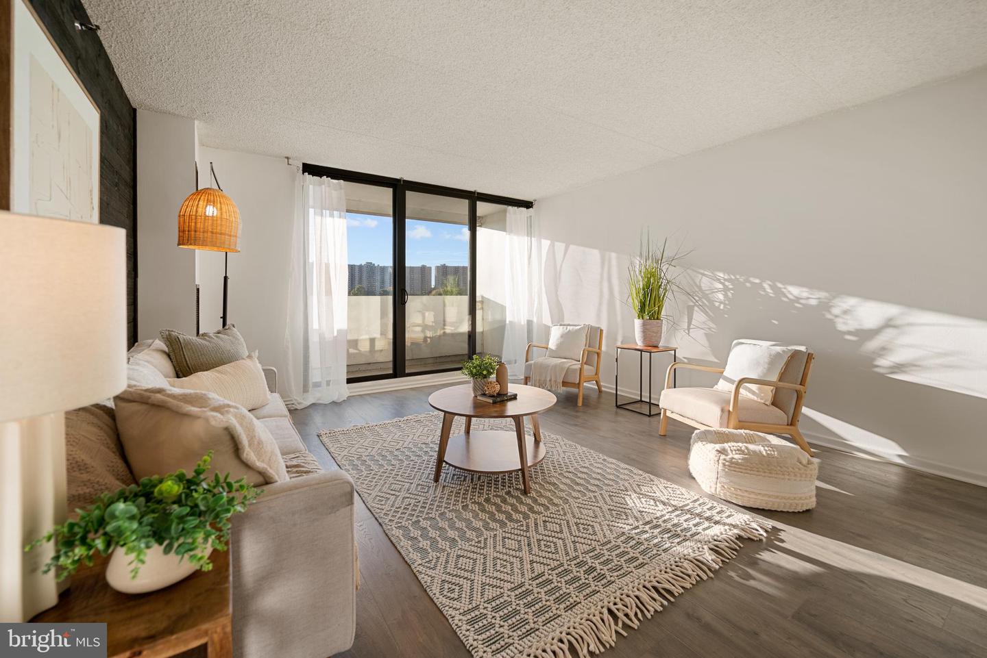 5911 EDSALL RD #908, ALEXANDRIA, Virginia 22304, 1 Bedroom Bedrooms, ,1 BathroomBathrooms,Residential,For sale,5911 EDSALL RD #908,VAAX2052786 MLS # VAAX2052786 5911 EDSALL RD #908, ALEXANDRIA, Virginia 22304, 1 Bedroom Bedrooms, ,1 BathroomBathrooms,Residential,For sale,5911 EDSALL RD #908,VAAX2052786 MLS # VAAX2052786