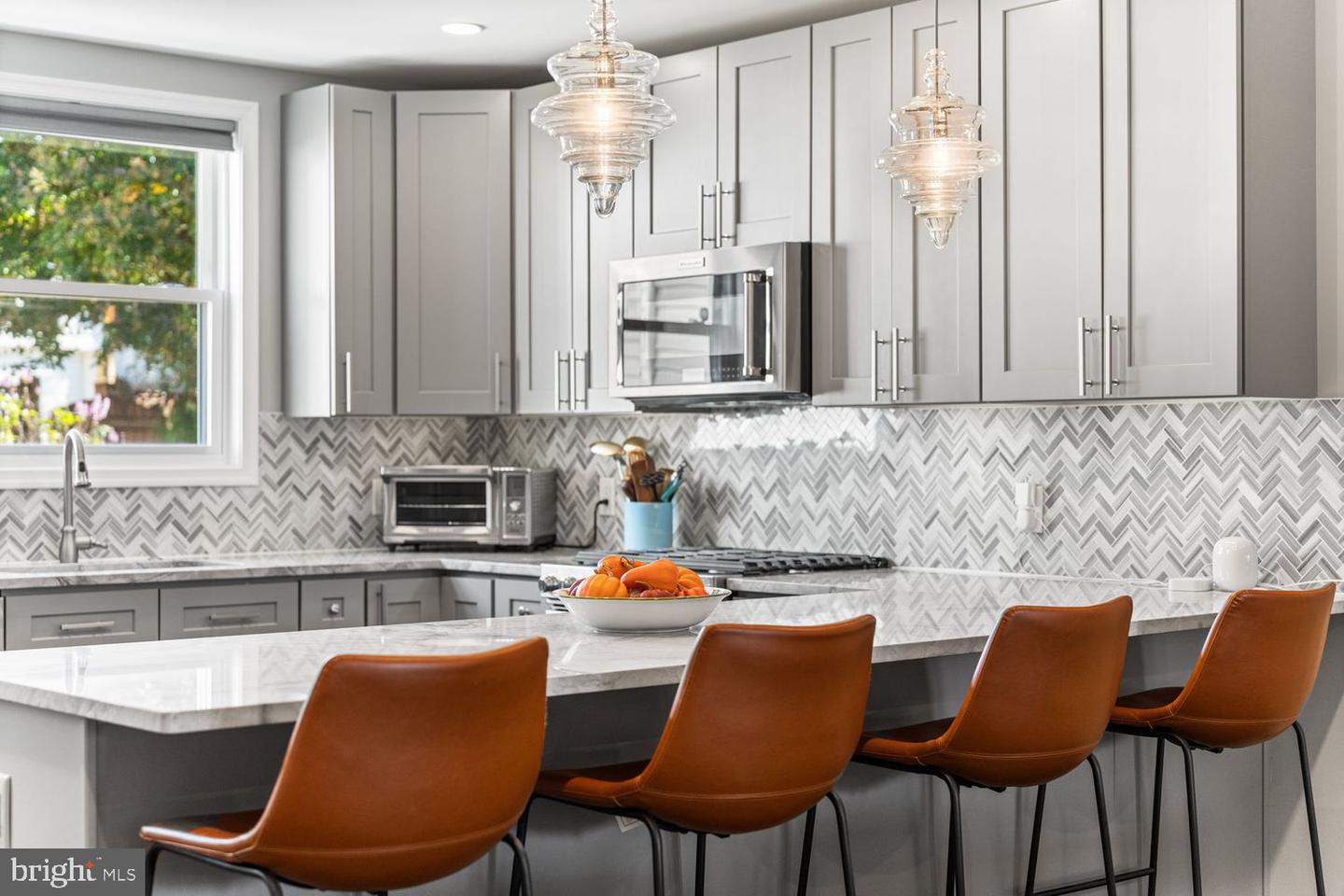 4529 NEW HAMPSHIRE AVE NW, WASHINGTON, District Of Columbia 20011, 4 Bedrooms Bedrooms, ,3 BathroomsBathrooms,Residential,For sale,4529 NEW HAMPSHIRE AVE NW,DCDC2239360 MLS # DCDC2239360