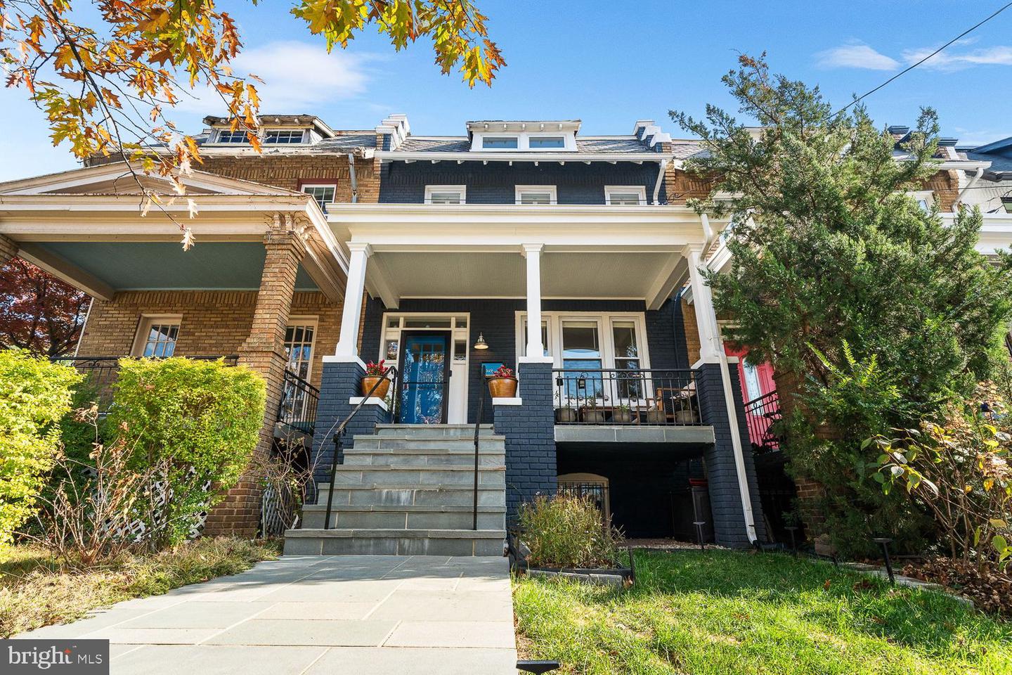 4529 NEW HAMPSHIRE AVE NW, WASHINGTON, District Of Columbia 20011, 4 Bedrooms Bedrooms, ,3 BathroomsBathrooms,Residential,For sale,4529 NEW HAMPSHIRE AVE NW,DCDC2239360 MLS # DCDC2239360